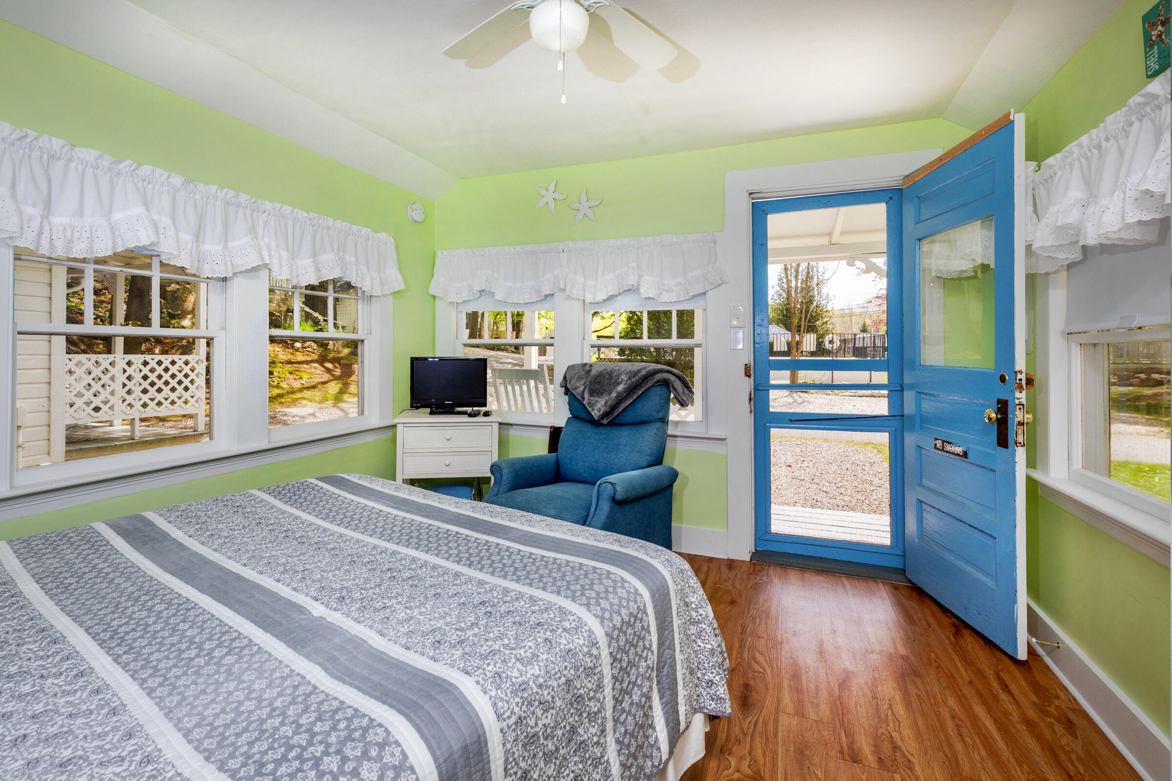 2 River Road, York, ME, 03902