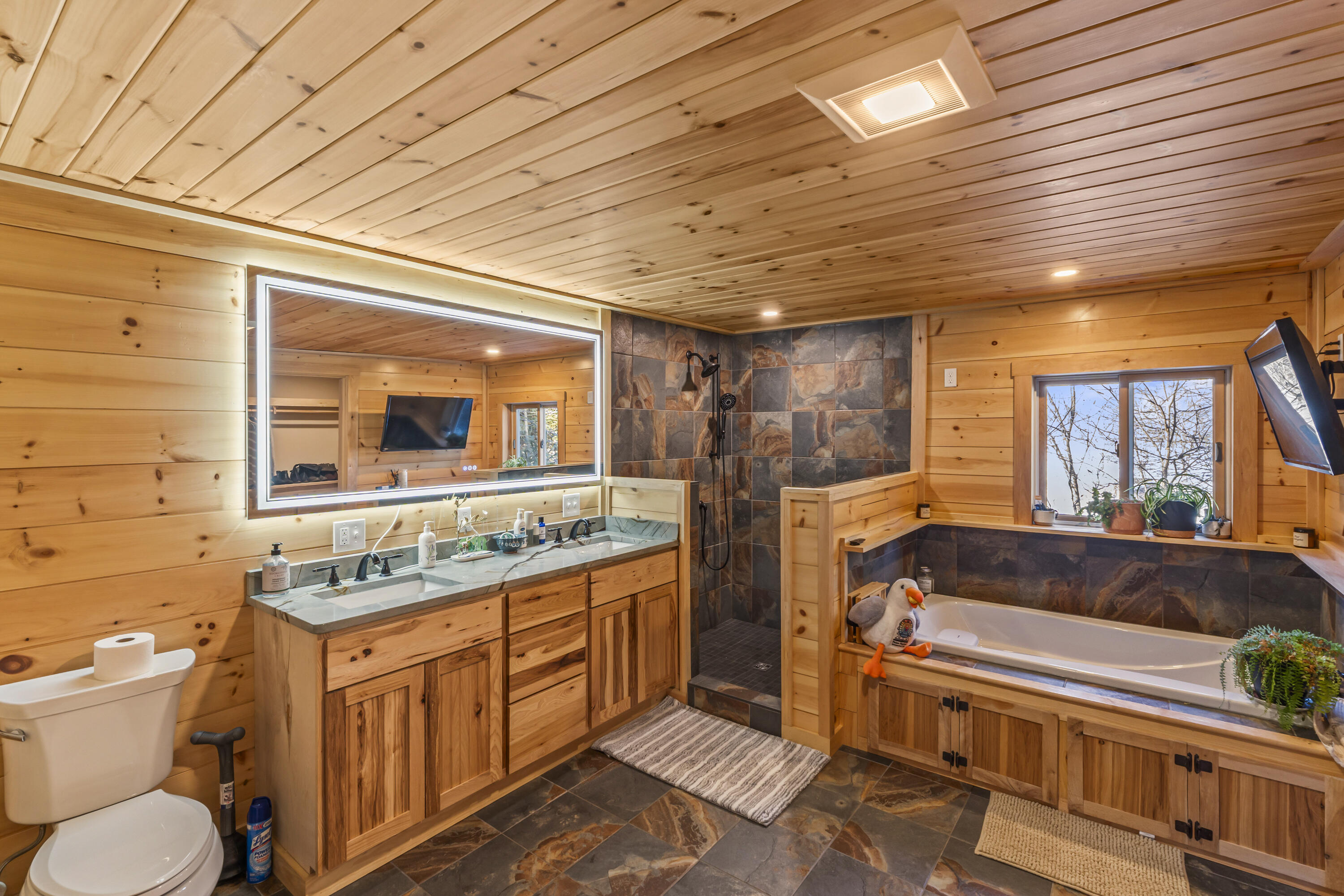 26 Christen Road, Kingfield, ME, 04947