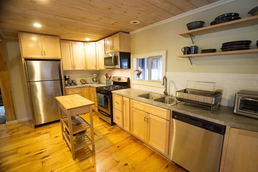 337 Rowe Hill Road, Greenwood, ME, 04255-3516