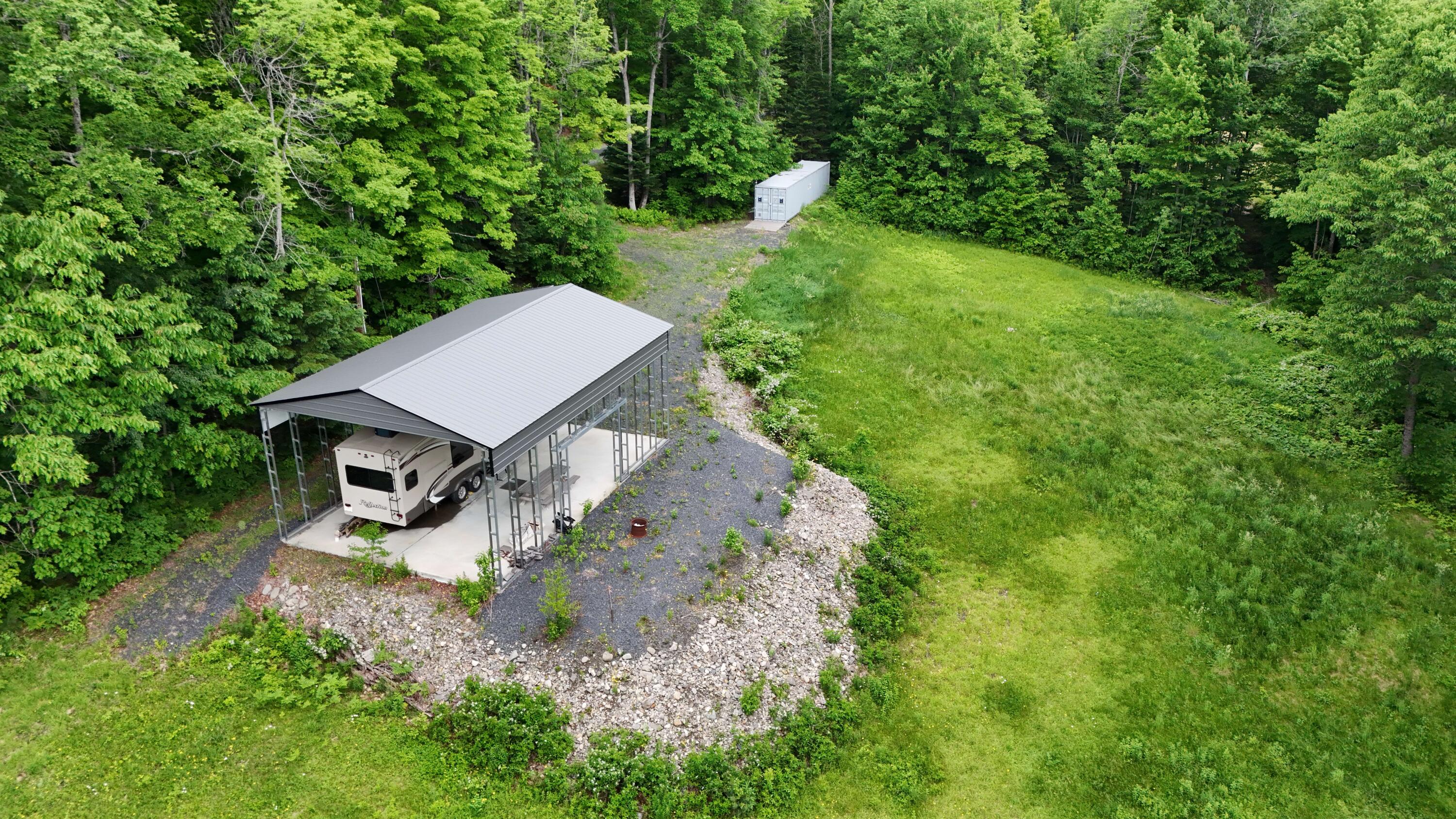 22 Monument Road, Abbot, ME 04406 QQBL1631