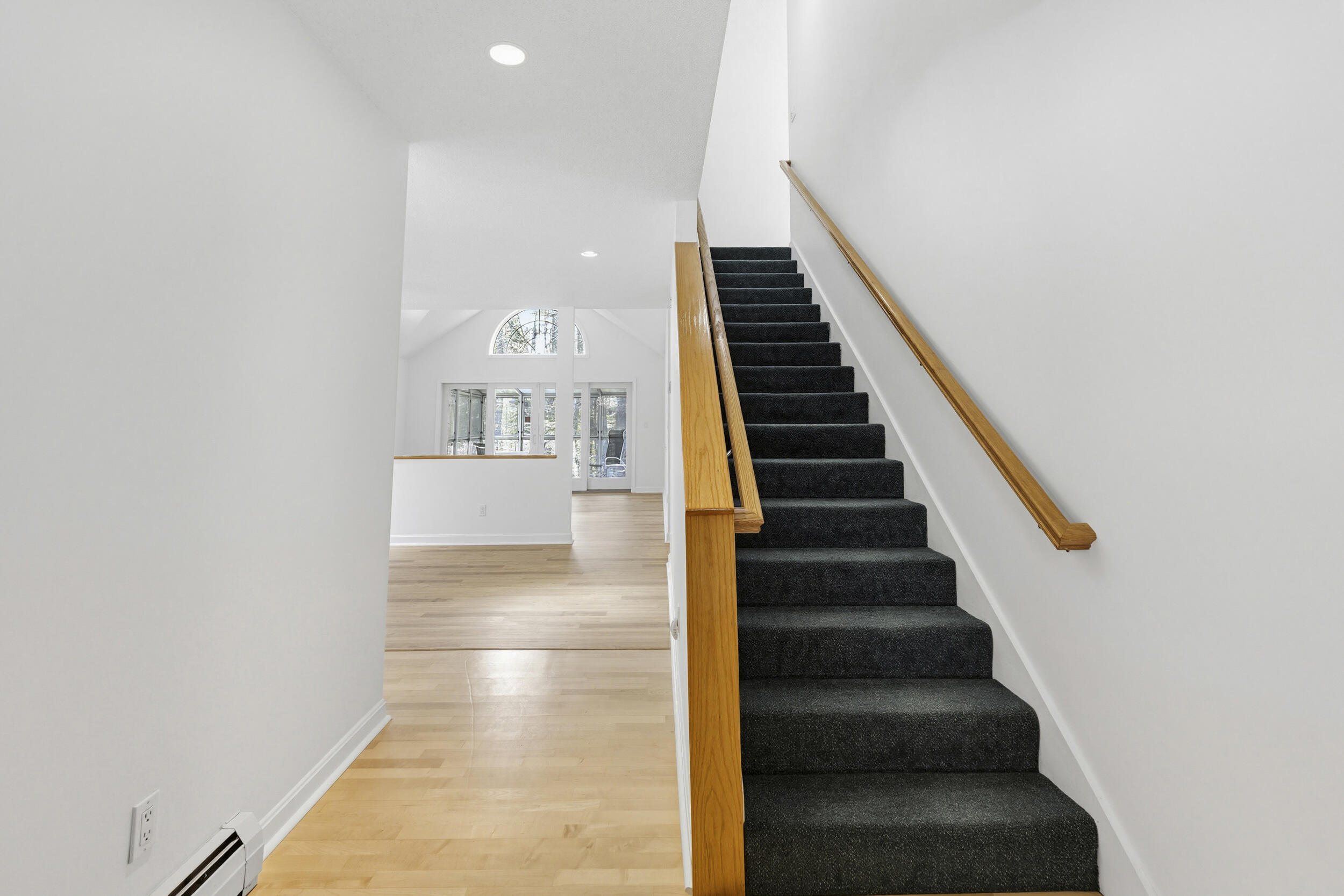 30 Meadow Lane UNIT 8, Freeport, ME, 04032