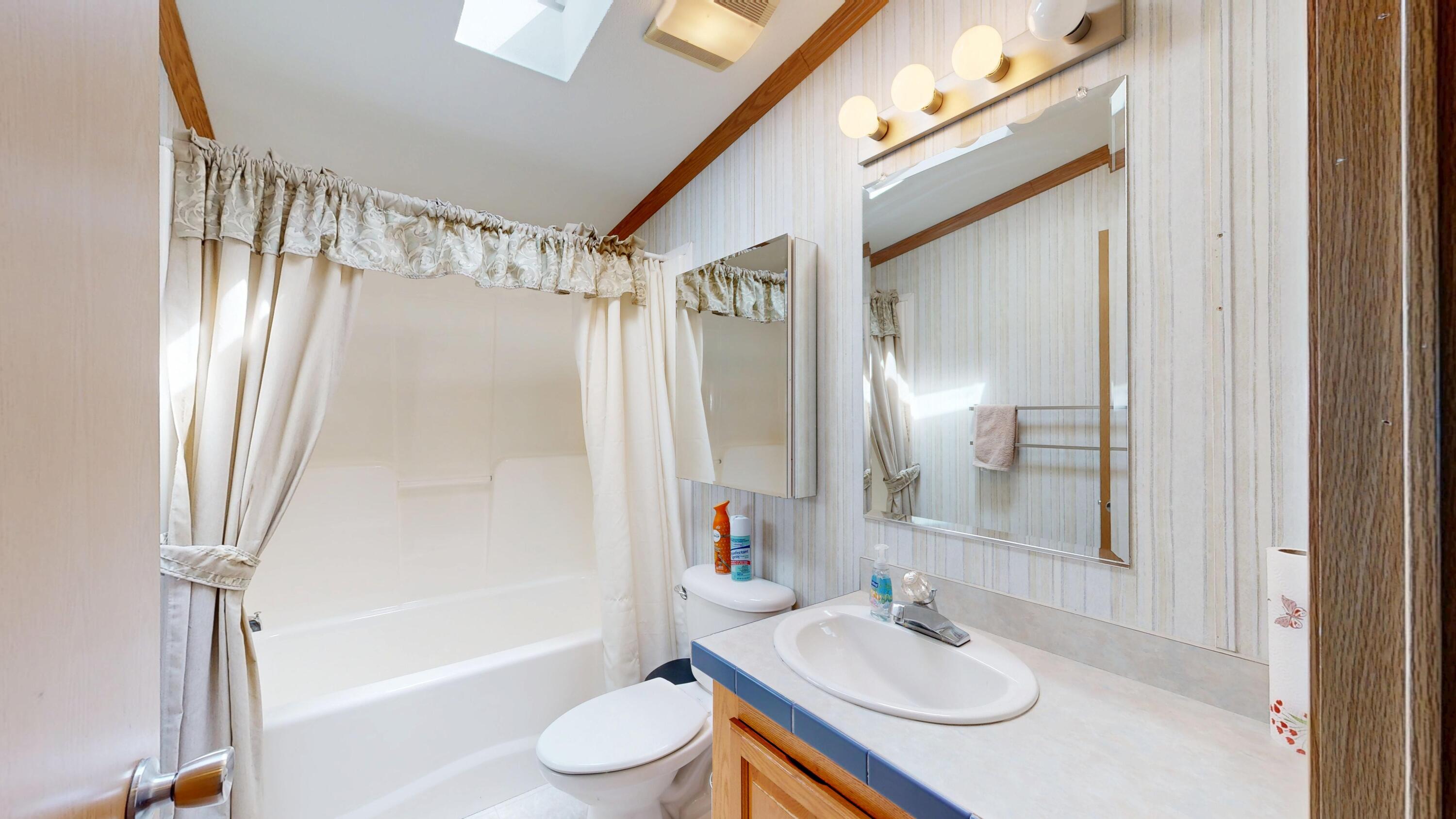 13 Evergreen Road, Lewiston, ME, 04240