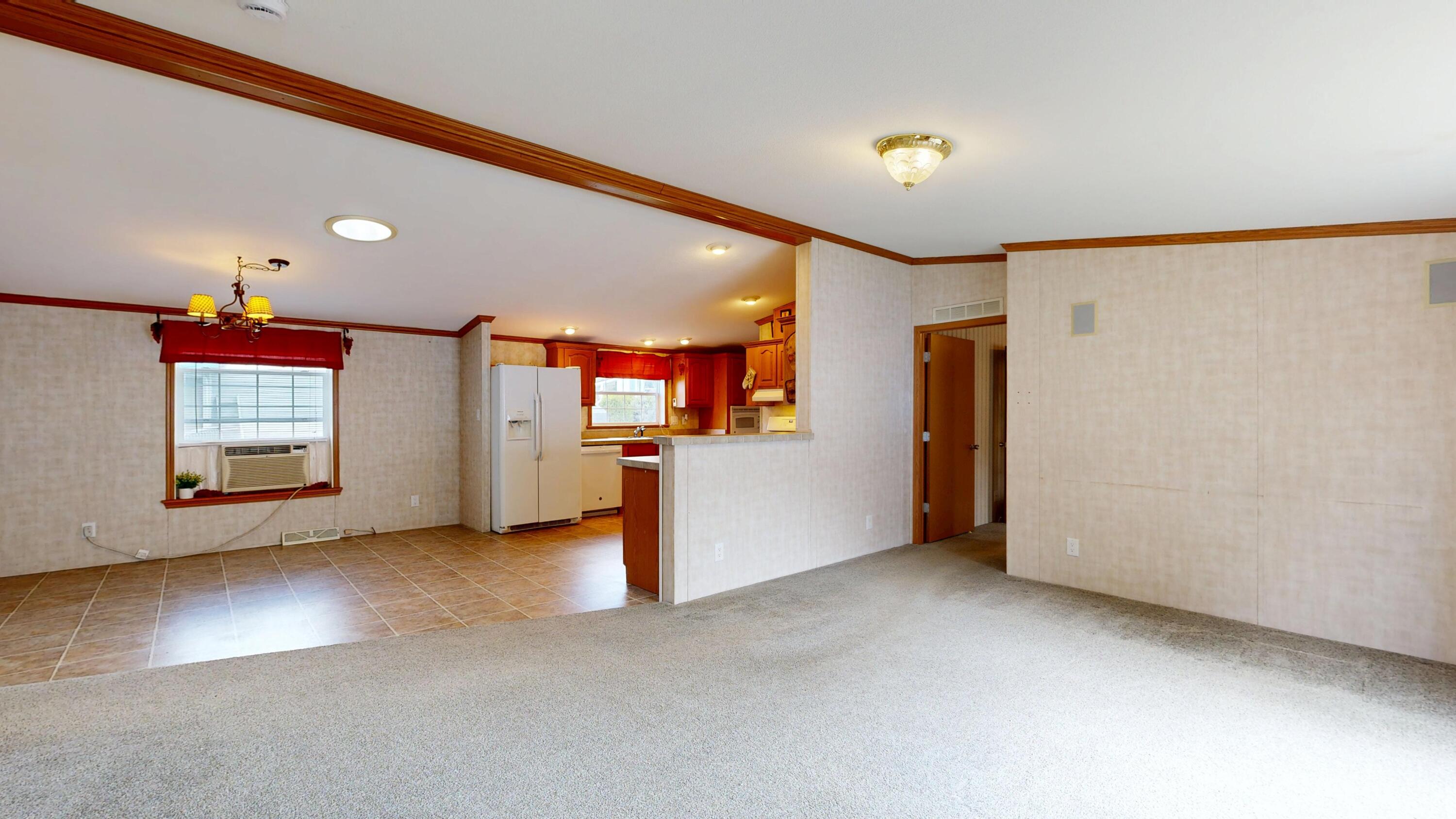 13 Evergreen Road, Lewiston, ME, 04240