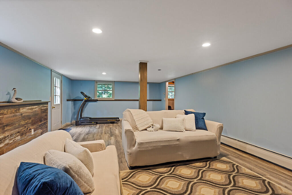 588 Banton Road, Palermo, ME, 04354