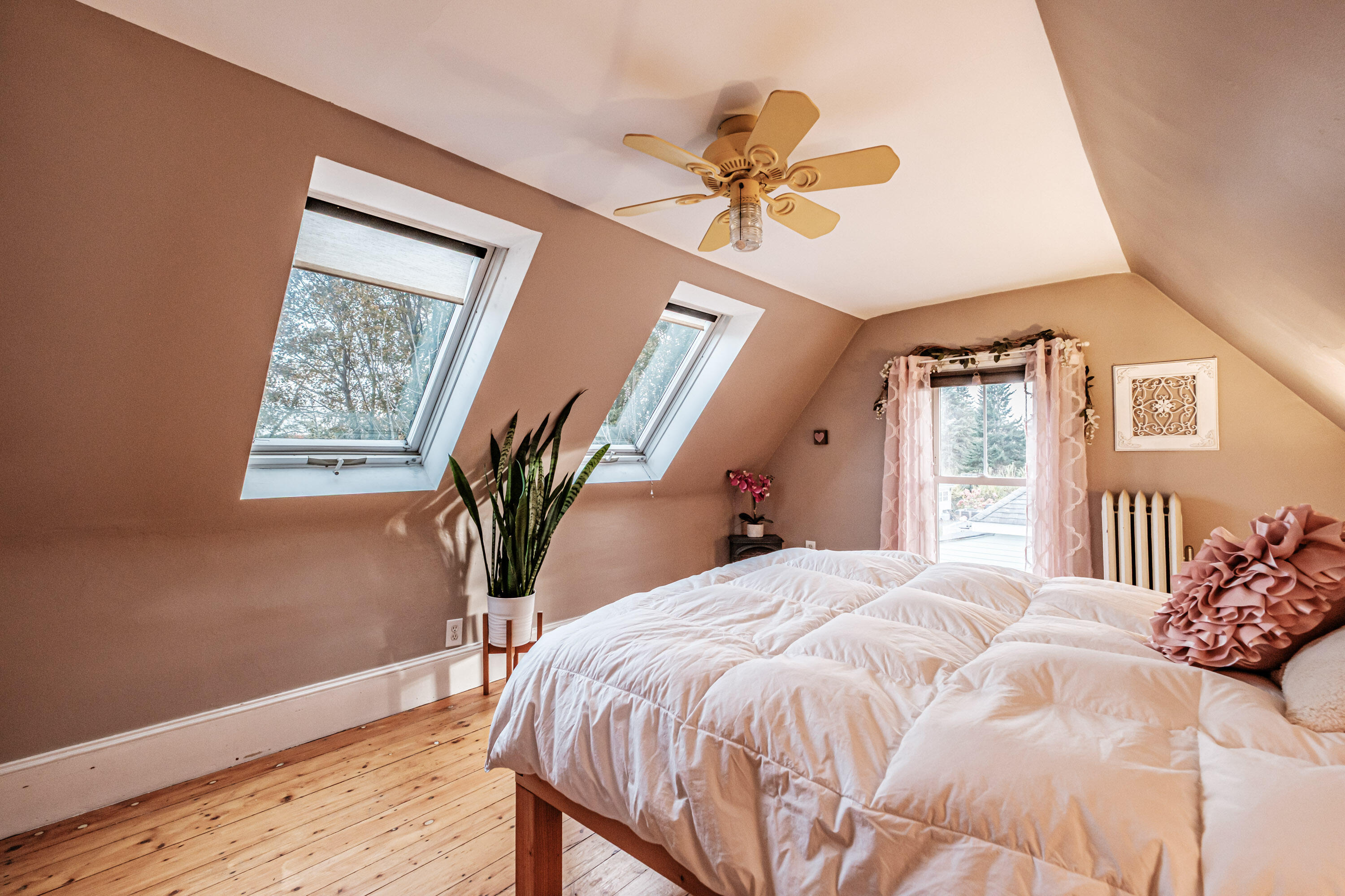 10 Whitehall Avenue, South Portland, ME, 04106