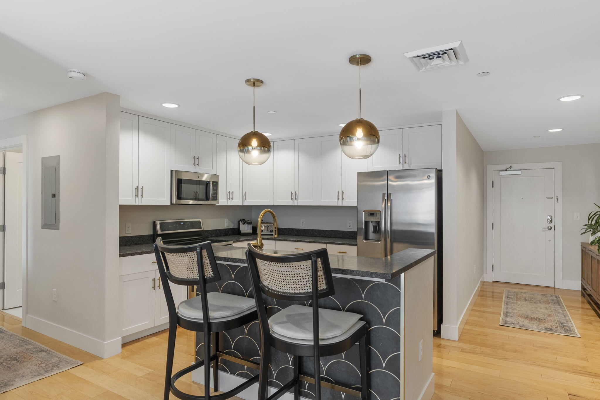 25 High Street 401