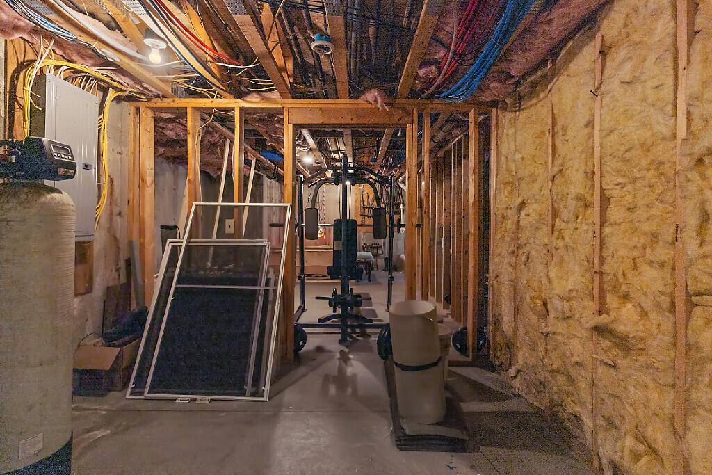 43 Brookside Lane, Freeman Twp, ME, 04983