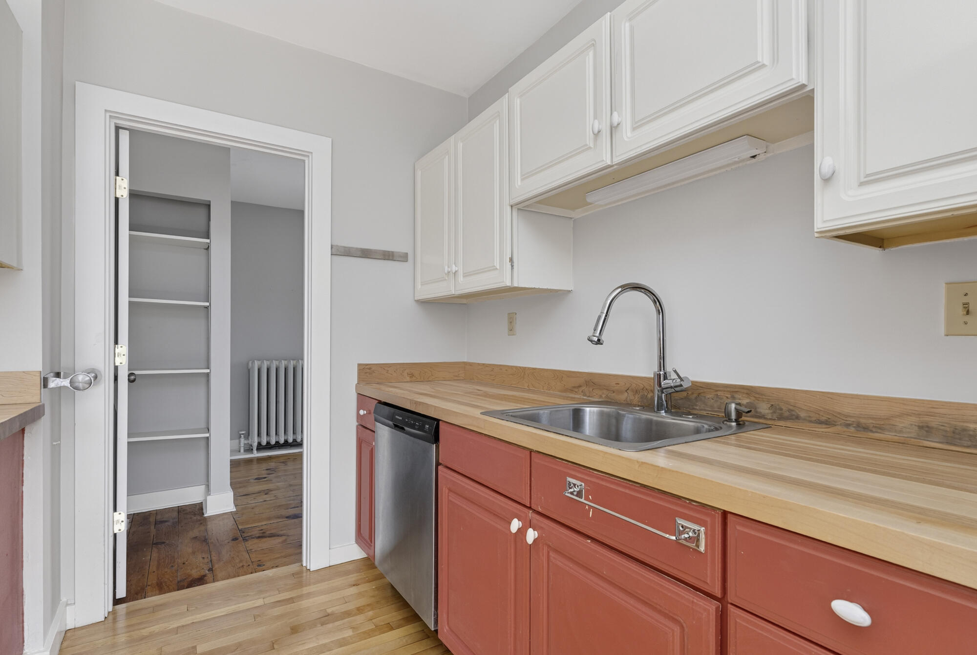 22 Cumberland Avenue UNIT 3, Portland, ME, 04101