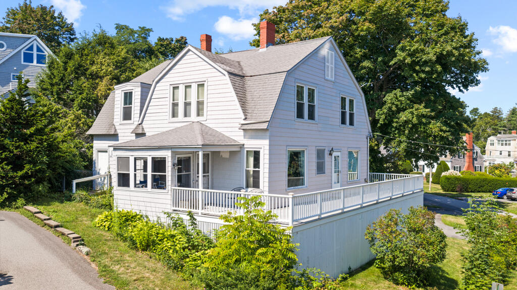 Photo of 16 Glen Avenue Cape Elizabeth ME 04107