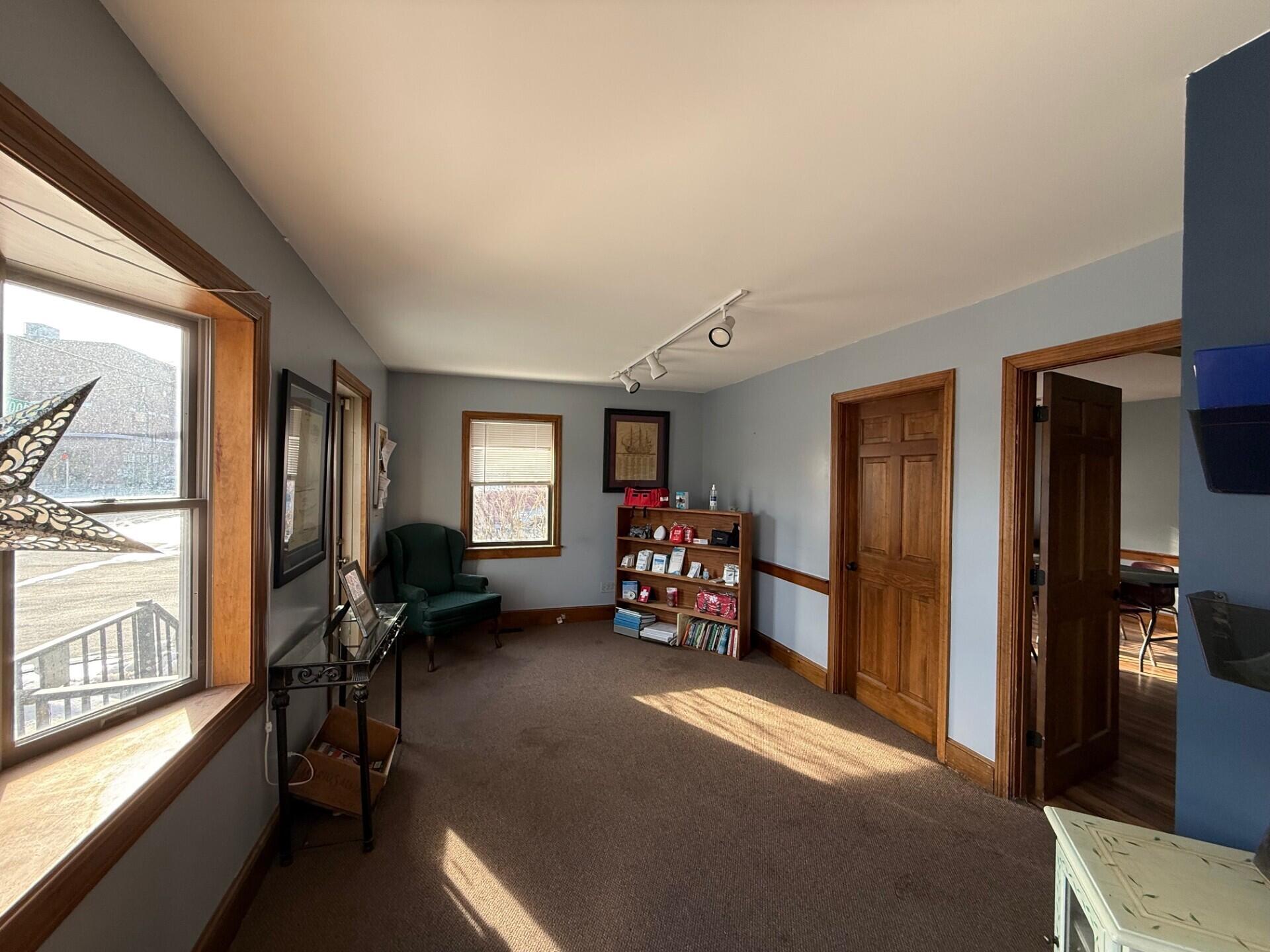 145 Main Street, Thomaston, ME, 04861