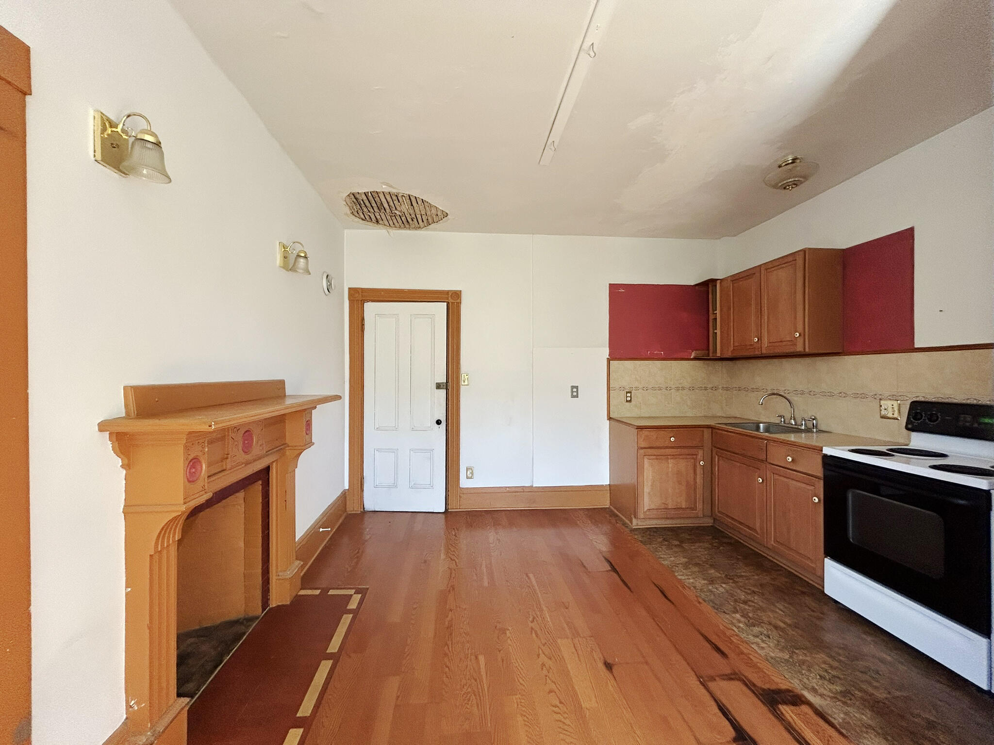 25 Pleasant Avenue, Portland, ME, 04103