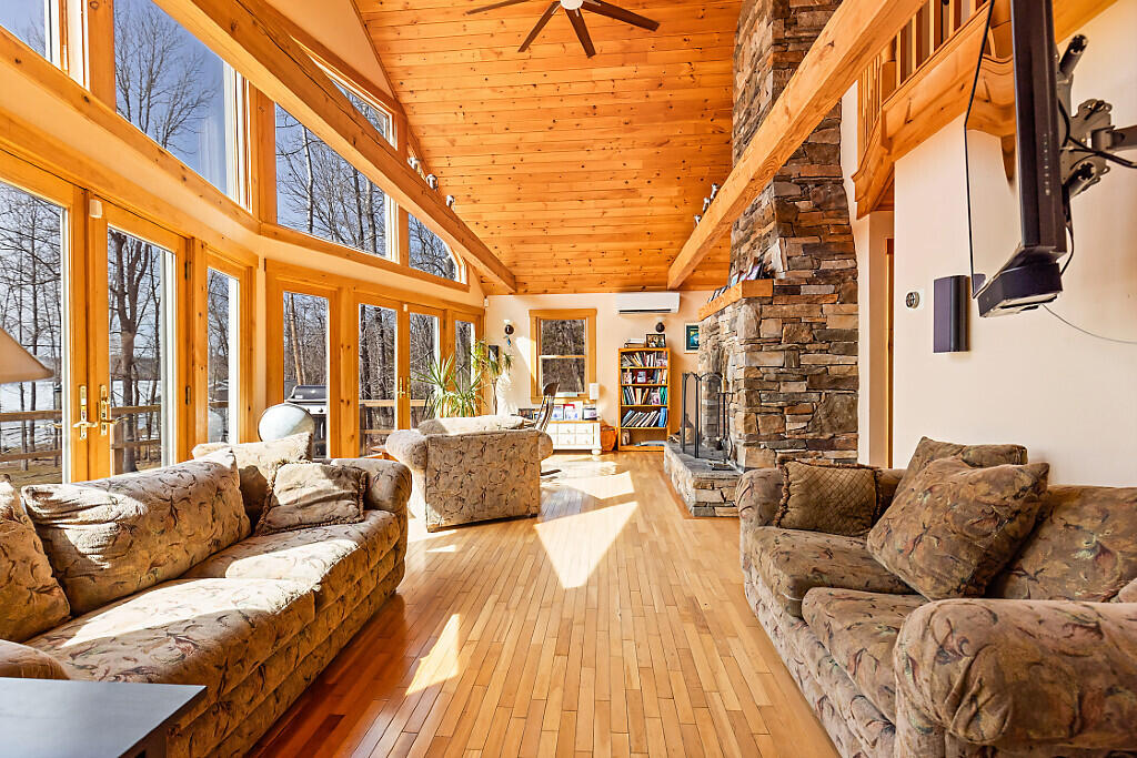 72 Jones Road, Vassalboro, ME, 04989