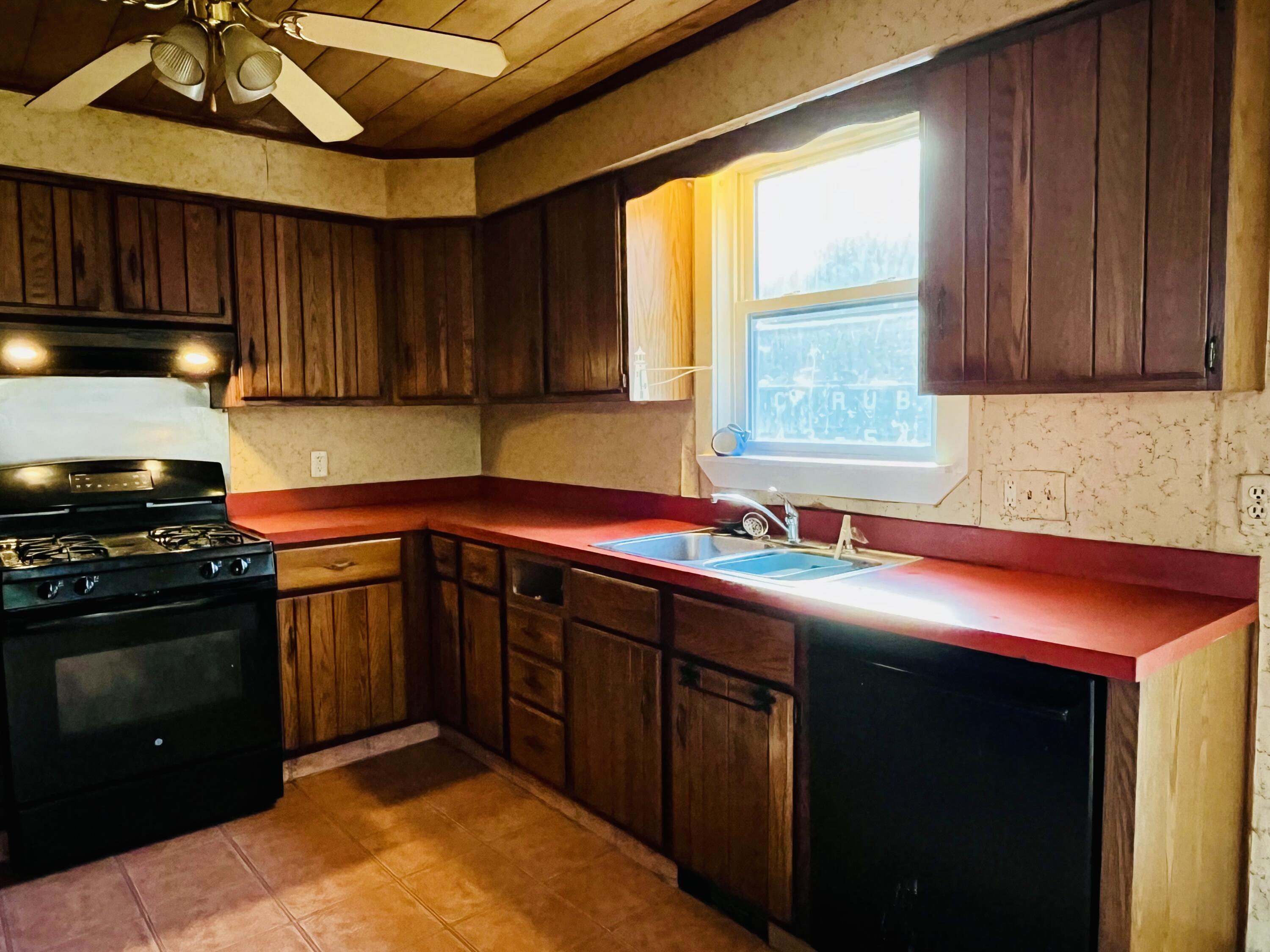 516 Greenwood Road, Norway, ME, 04268