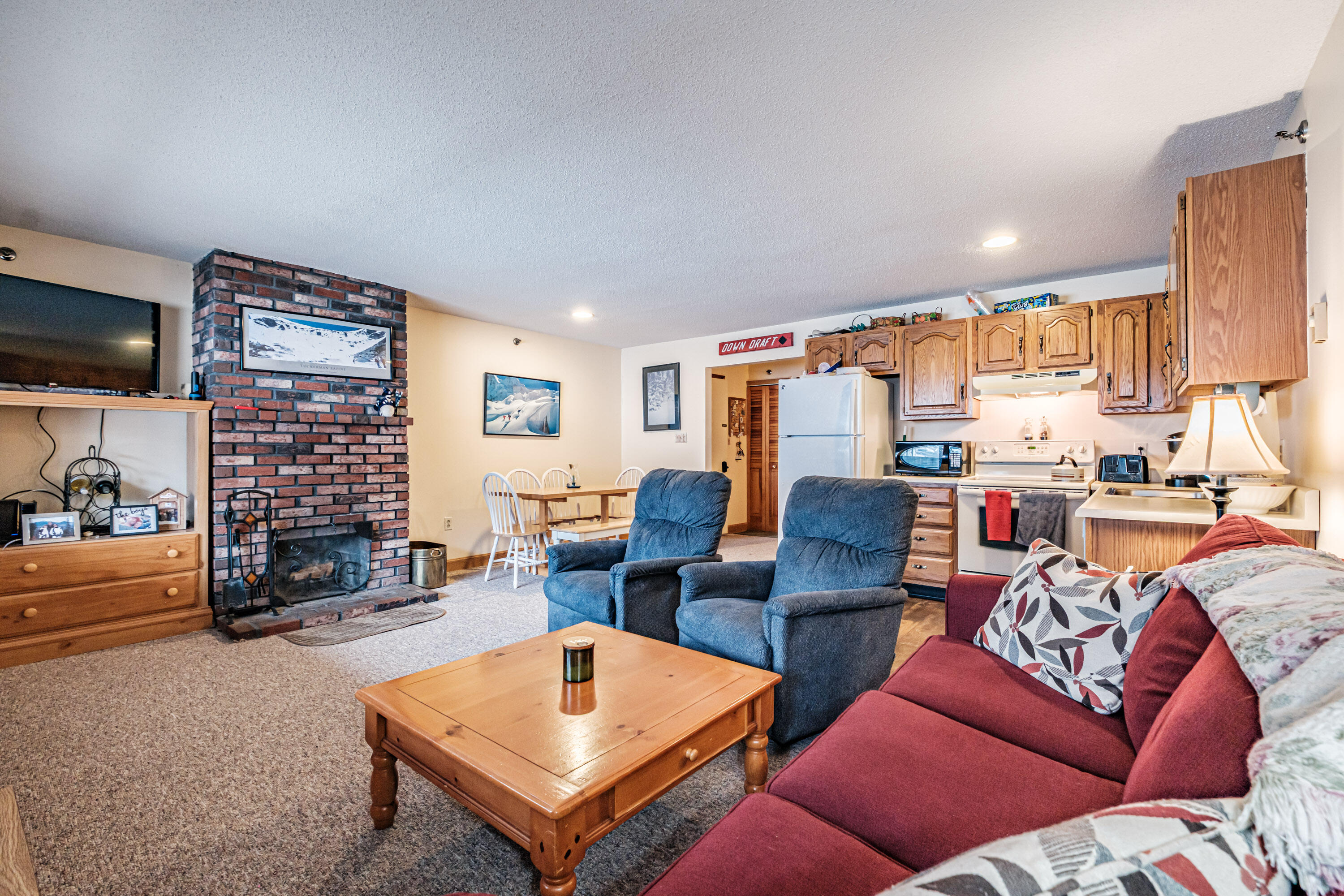 276 Skiway Road UNIT 1B, Newry, ME, 04261