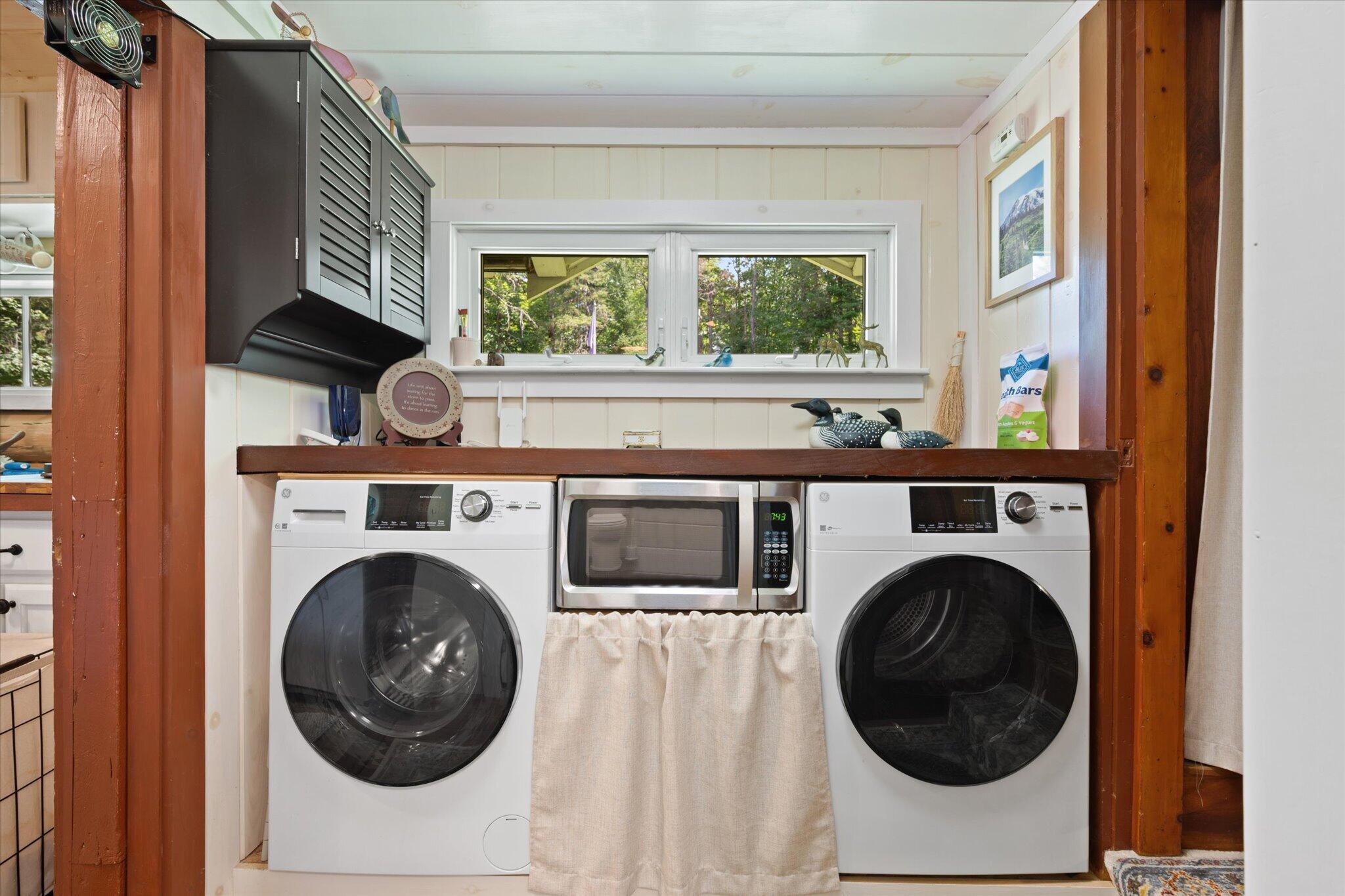 1002 Bennoch Road, Old Town, ME 04468 Laundry...