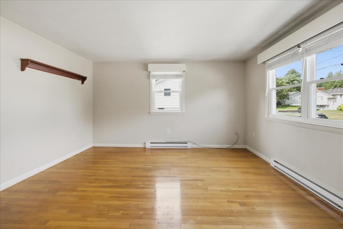 2 Quaker Road, Westbrook, ME 04092 58-DSC07412