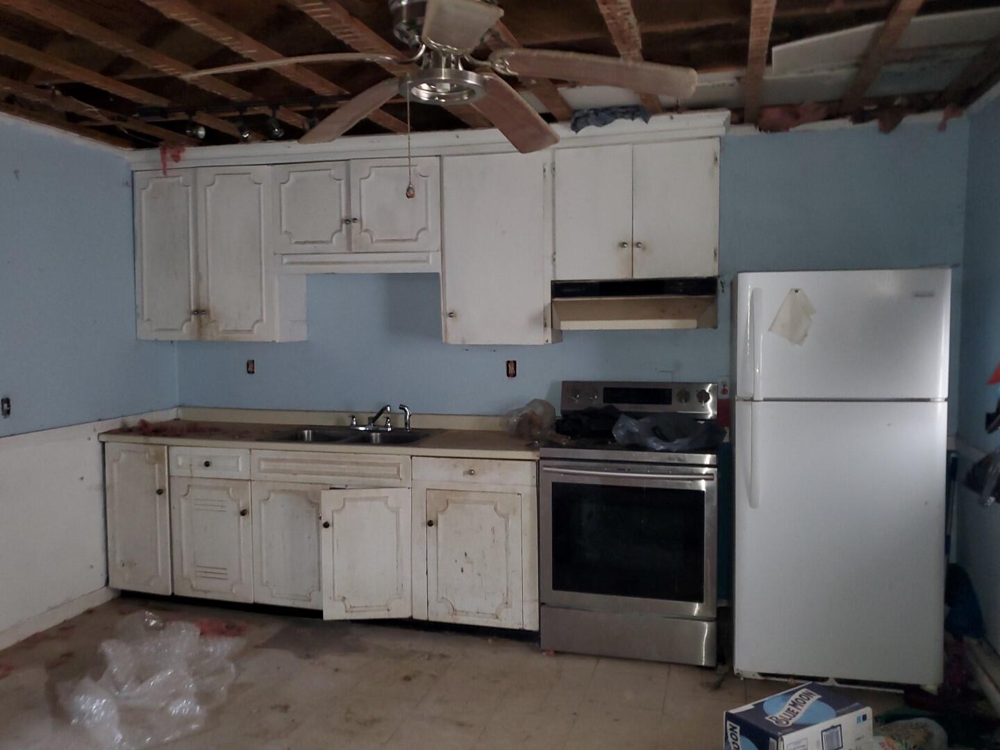 90 East Main Street, Searsport, ME, 04974