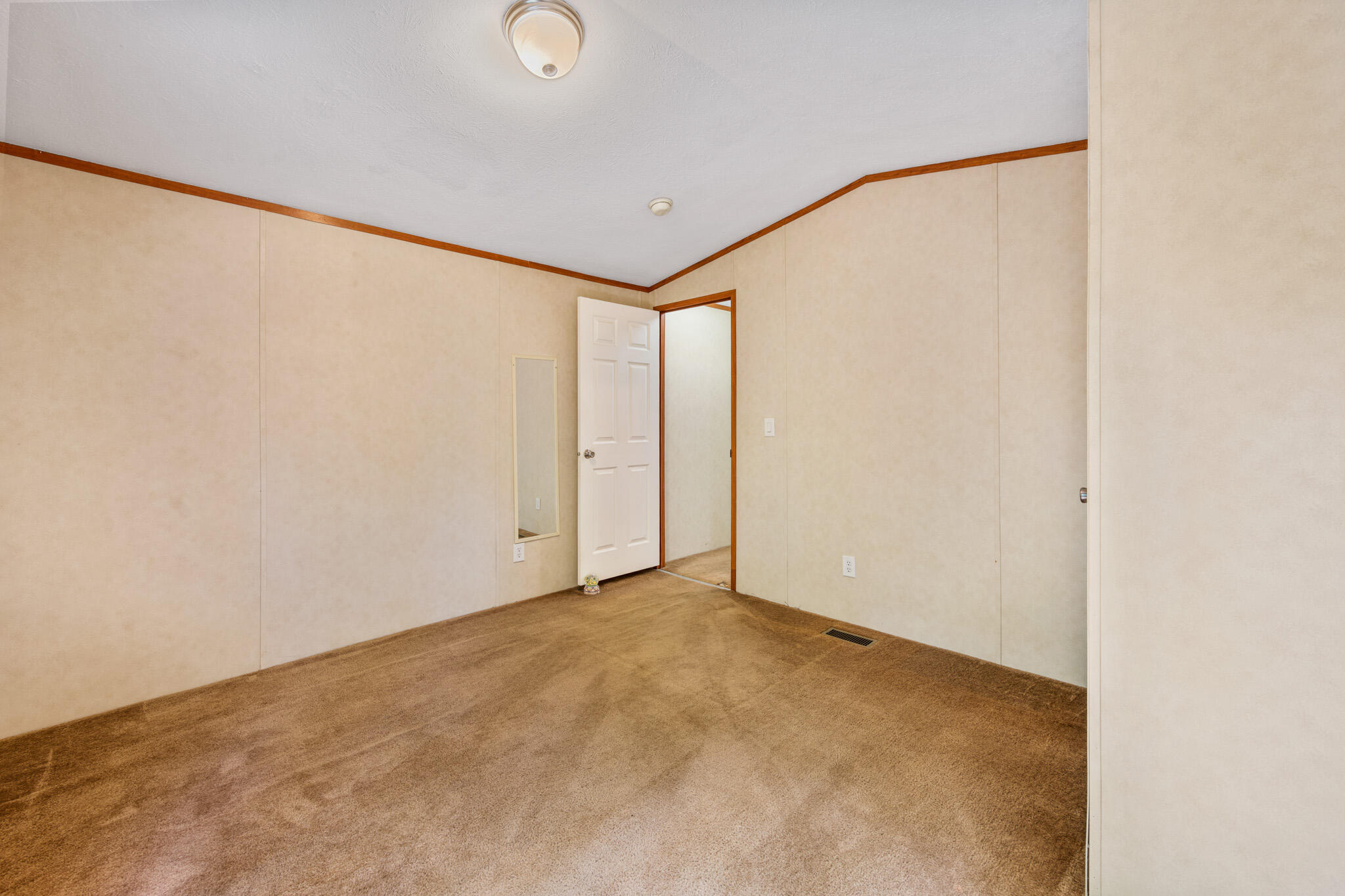 399 Tay Road, Kenduskeag, ME 04450 — photo 15
