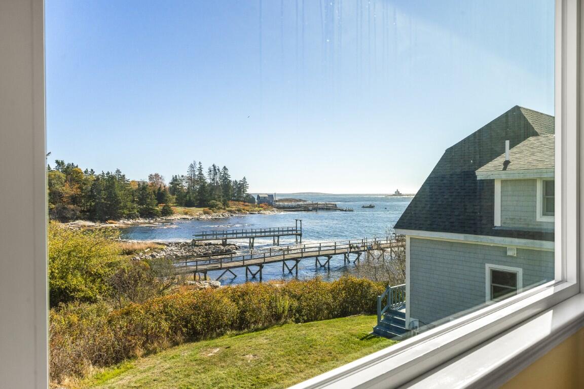 22 Gray Road, Southport, ME, 04576