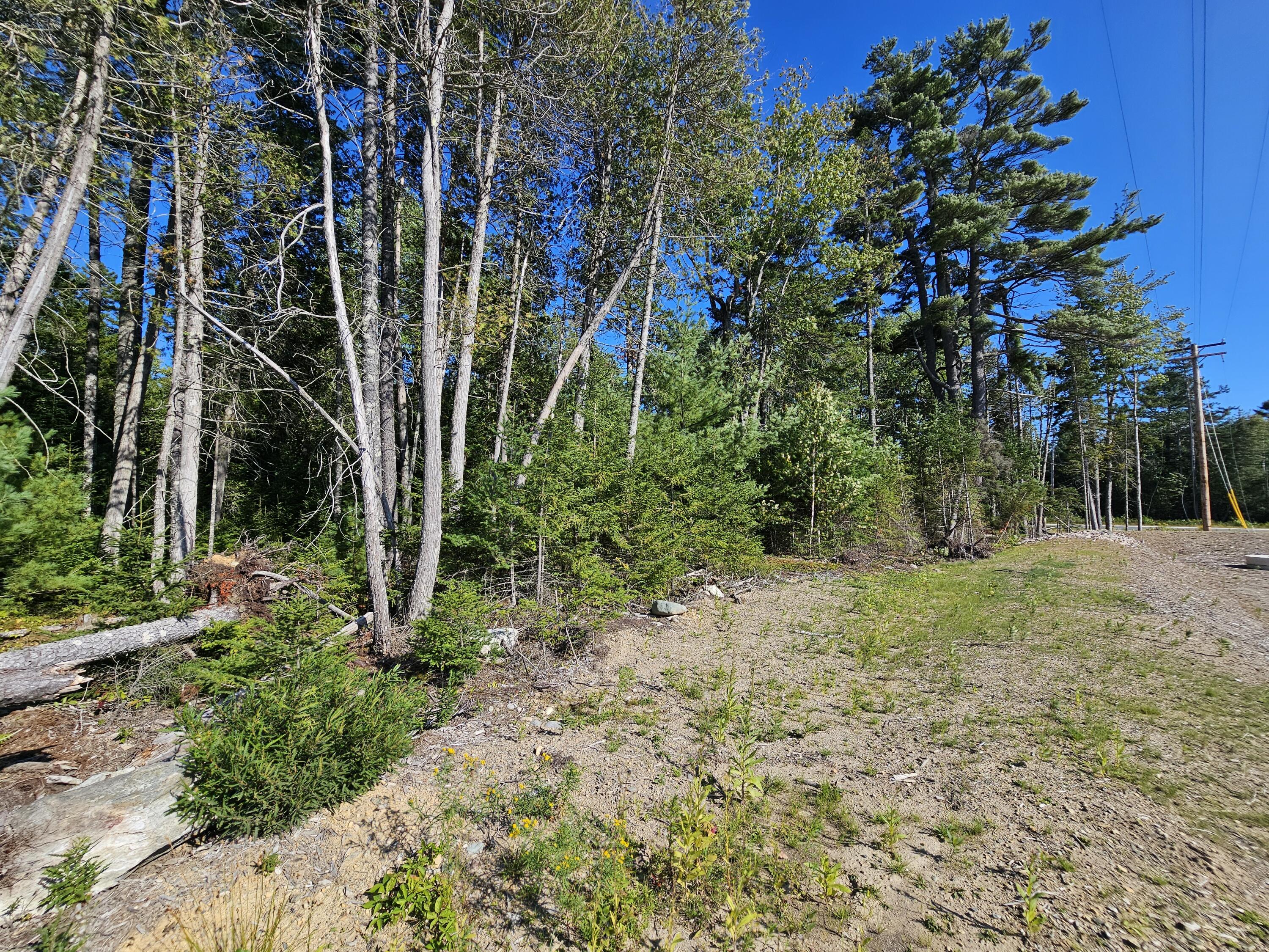 576 US Hwy 1, Hancock, ME, 04640