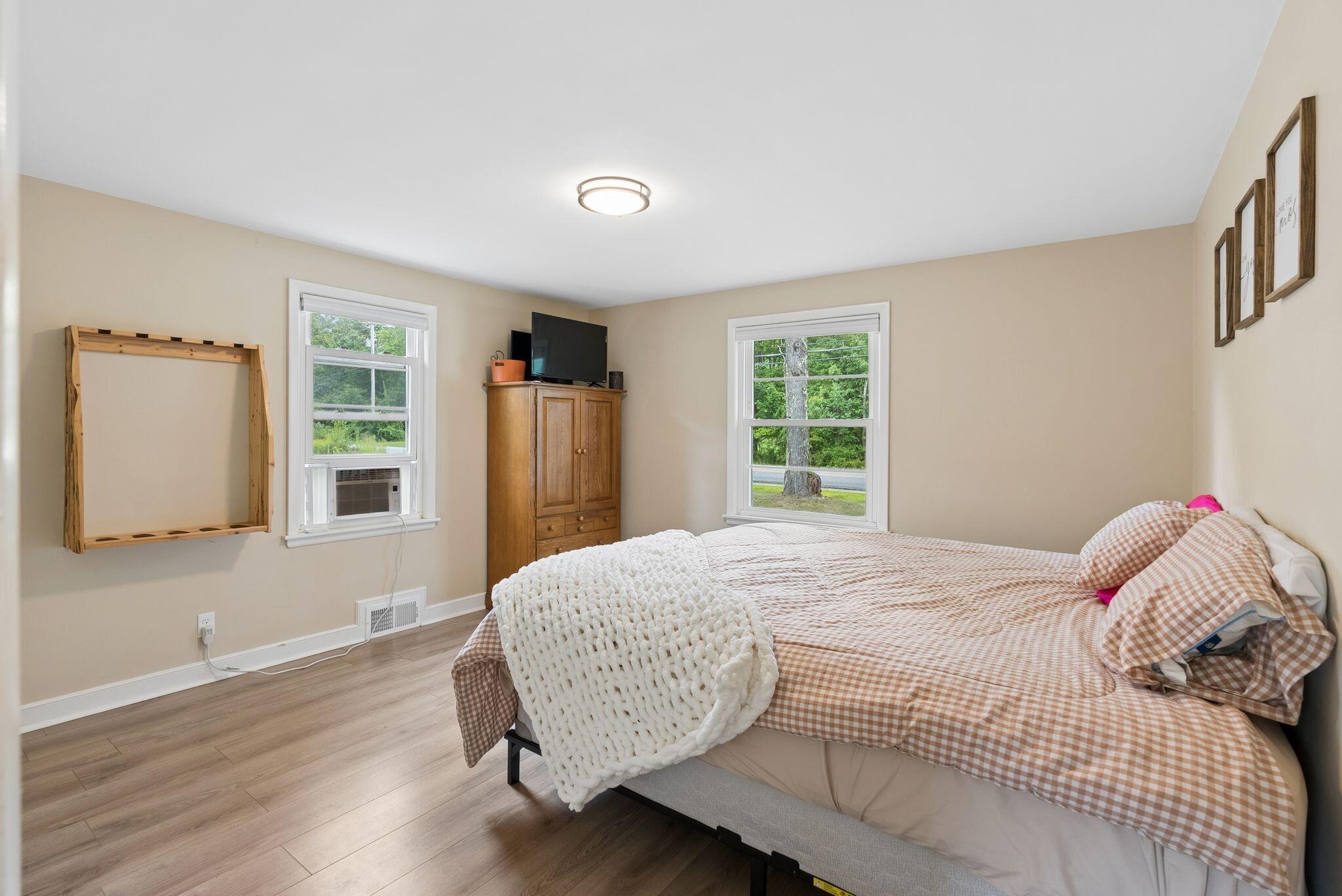 Front larger, first floor bedroom