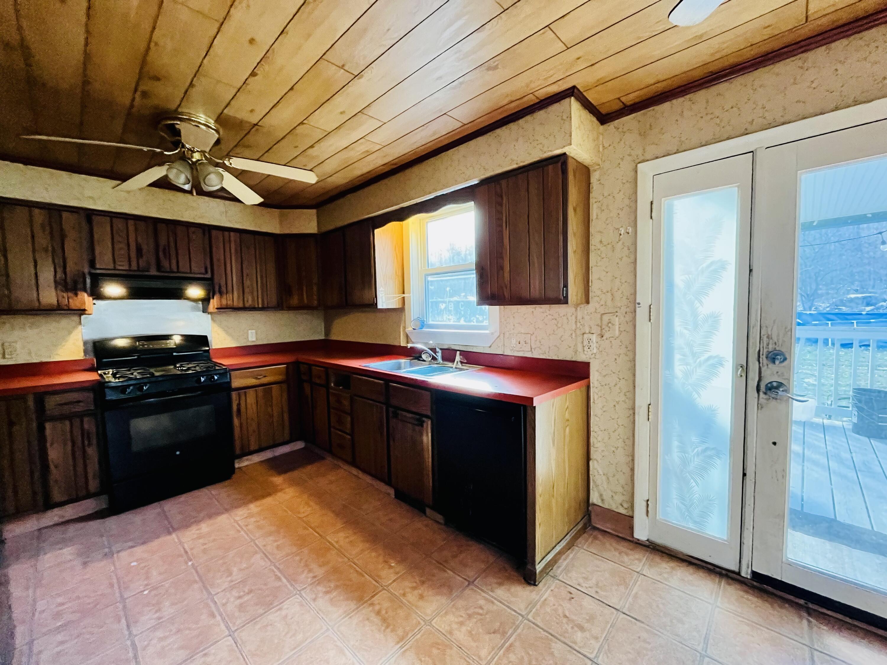 516 Greenwood Road, Norway, ME, 04268