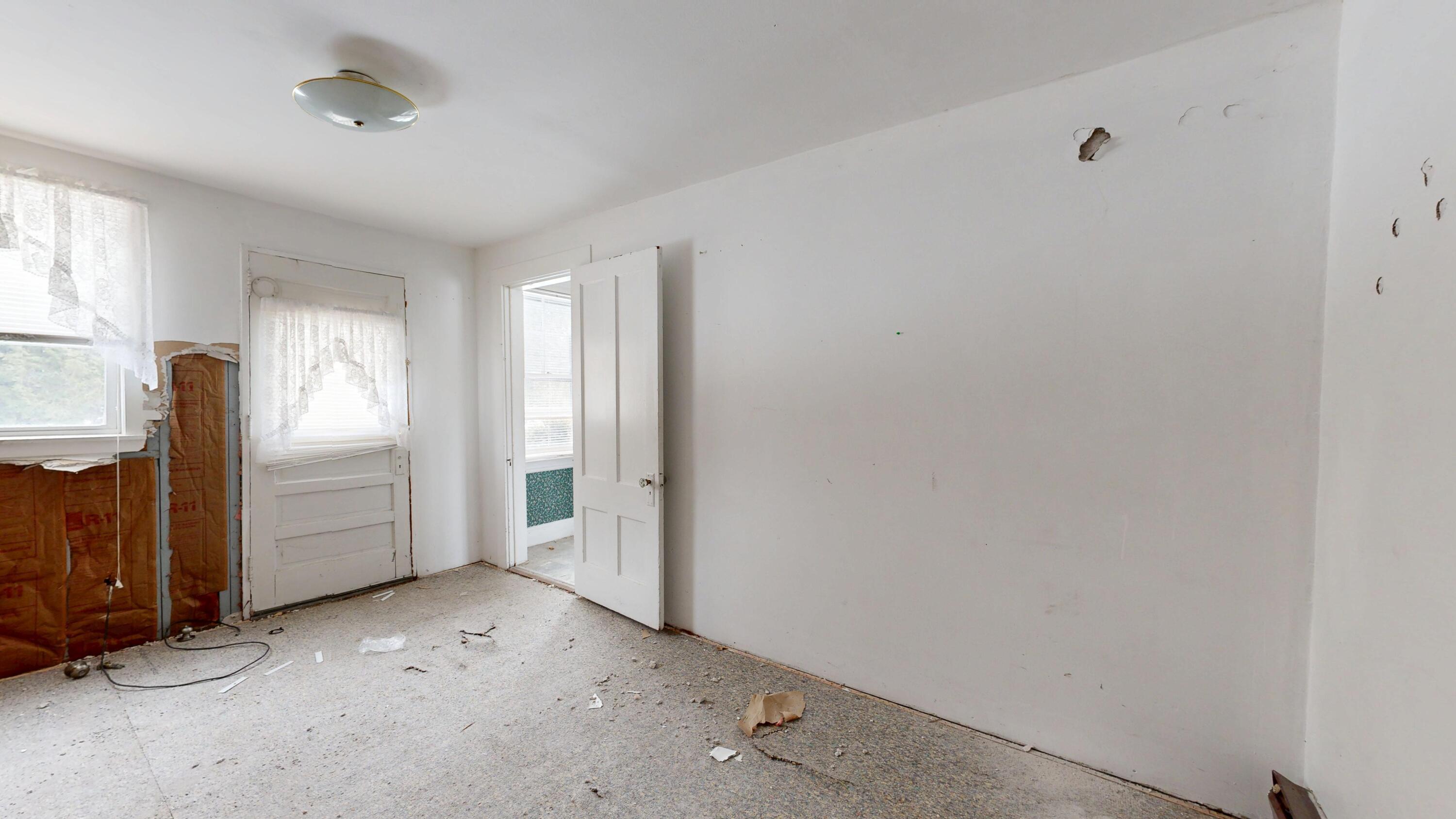 121-123 Oak Hill Road, Auburn, ME, 04210