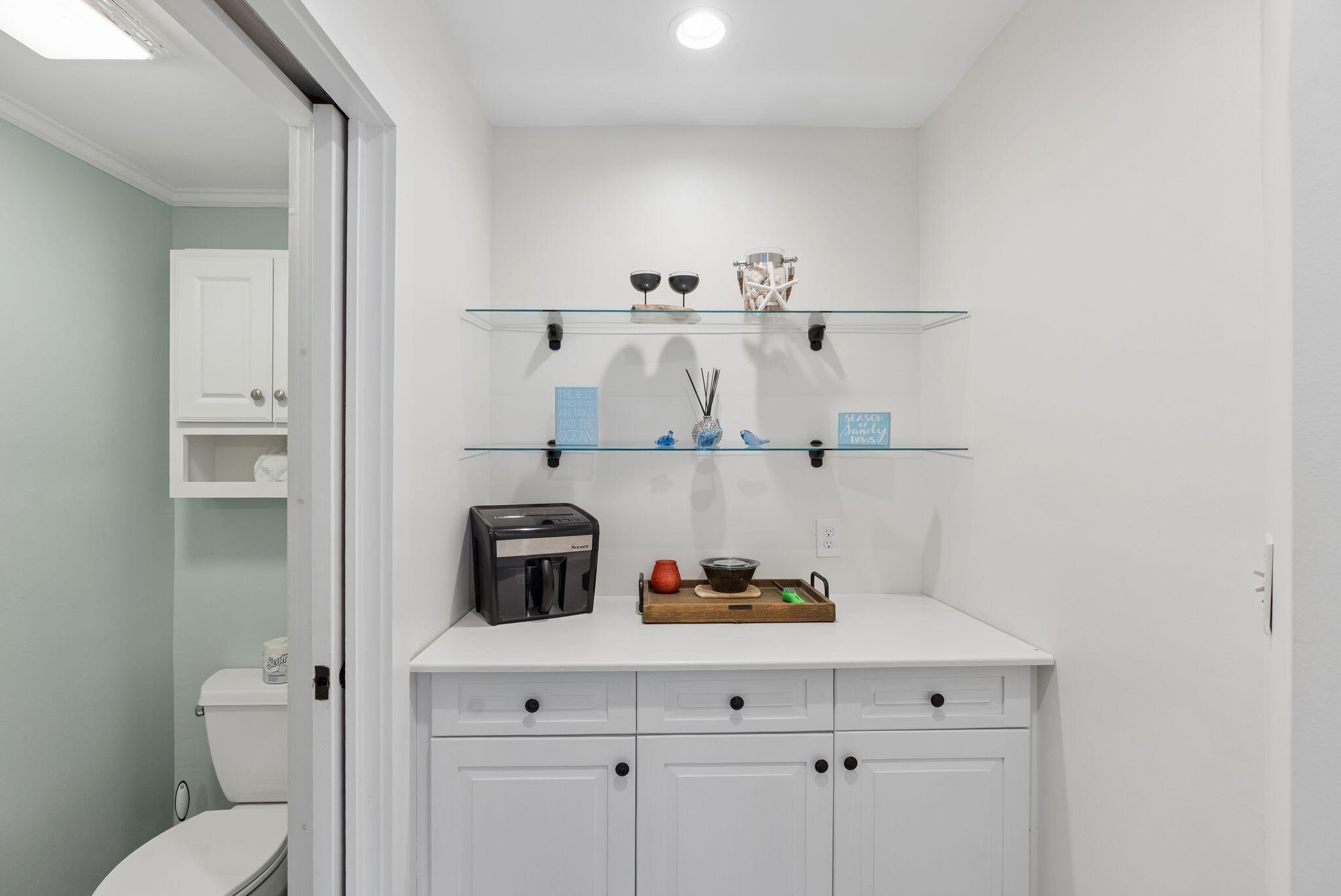 8 Woodland Avenue, #3, Kennebunk, ME 04043 29_DSC09021