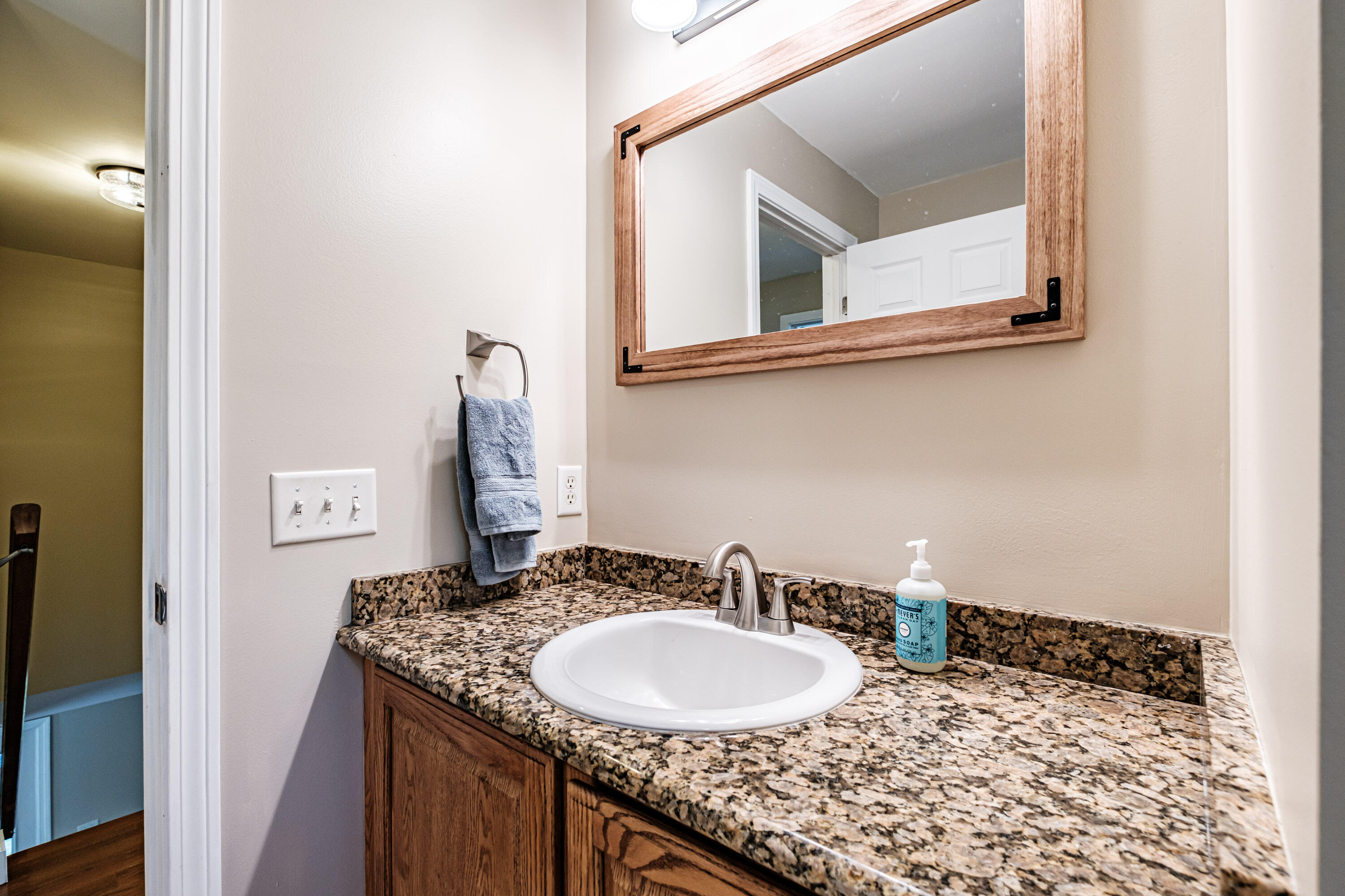 121 Shore Road, Sebago, ME, 04029