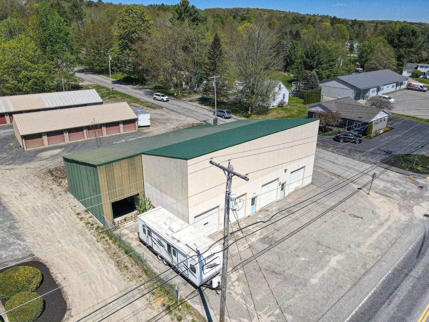 74 Route 133, Winthrop, ME, 04364