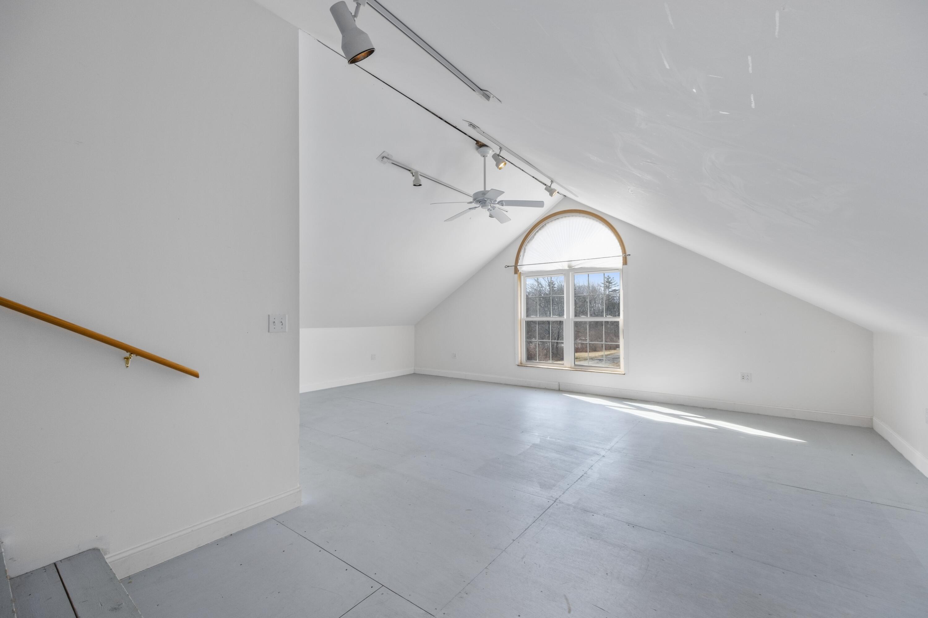 36 Bobolink Lane