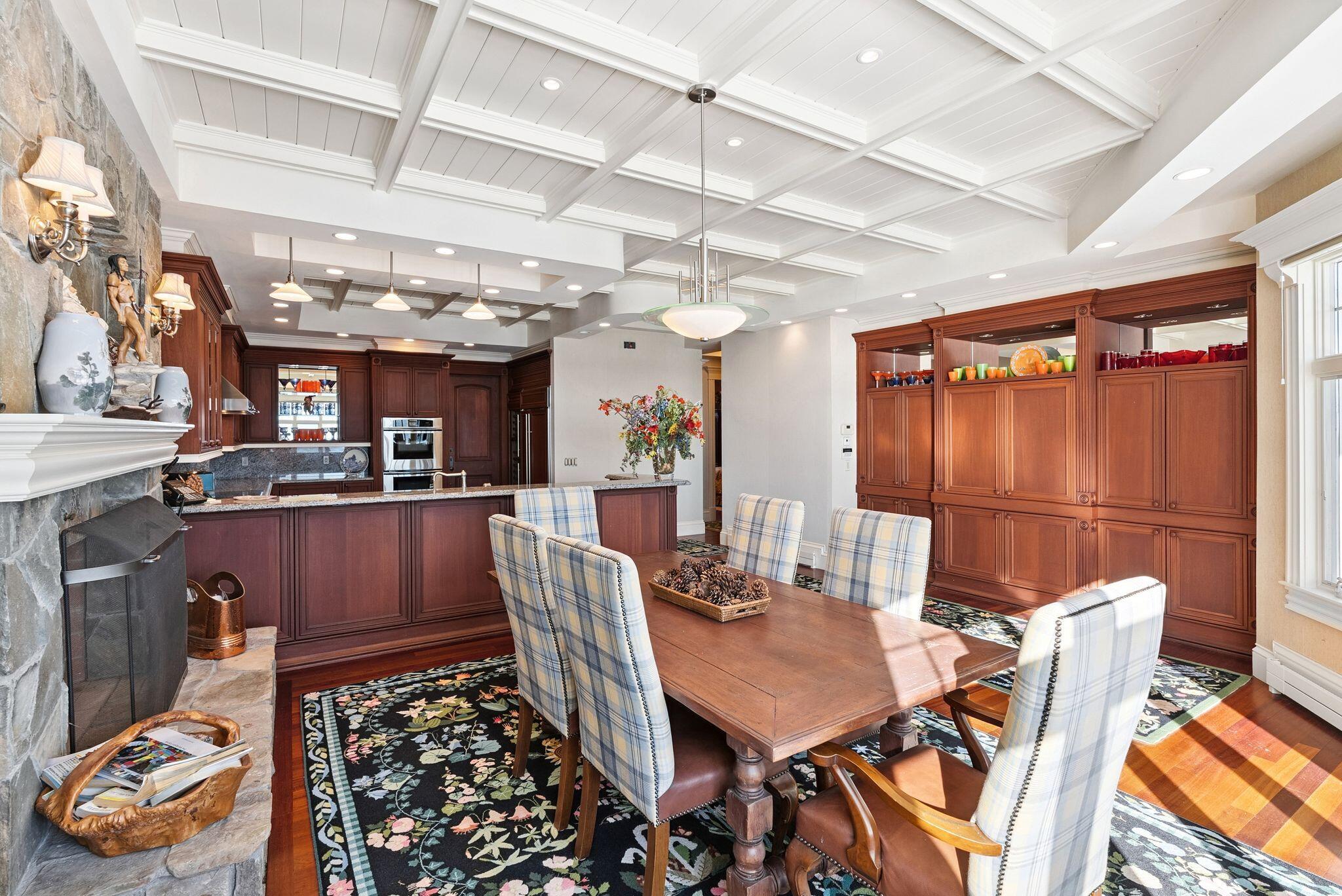 17 Seaview Avenue, Kennebunkport, ME, 04046