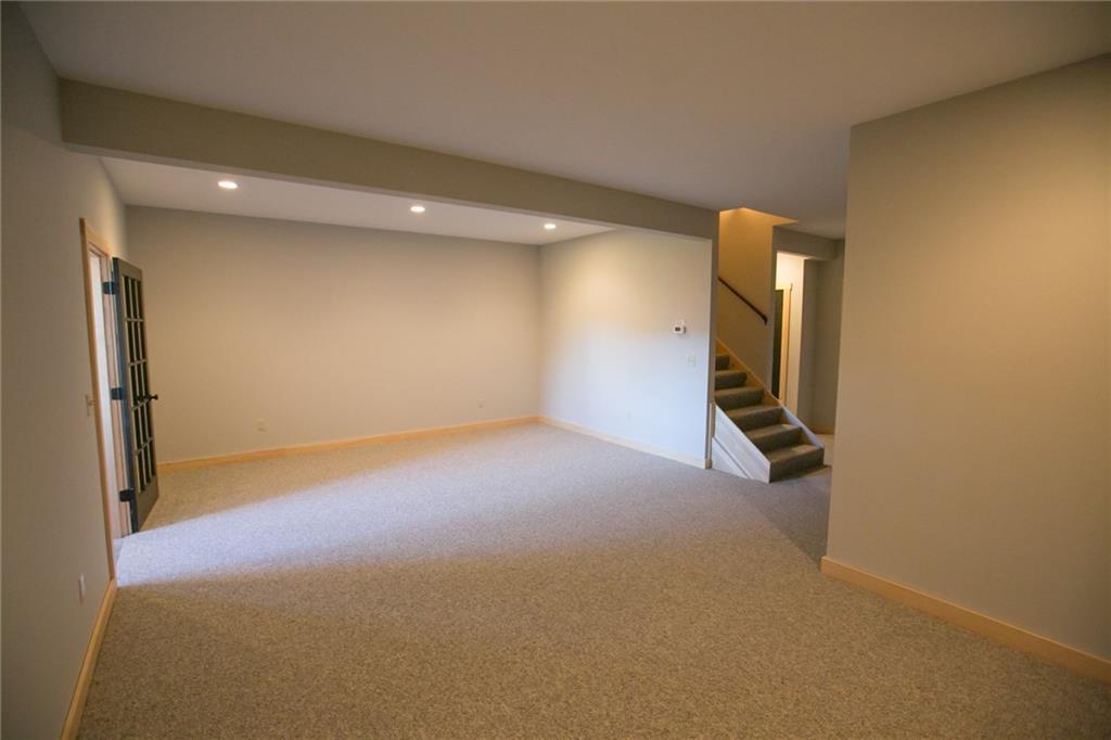 8 Headwall Drive, Newry, ME, 04261