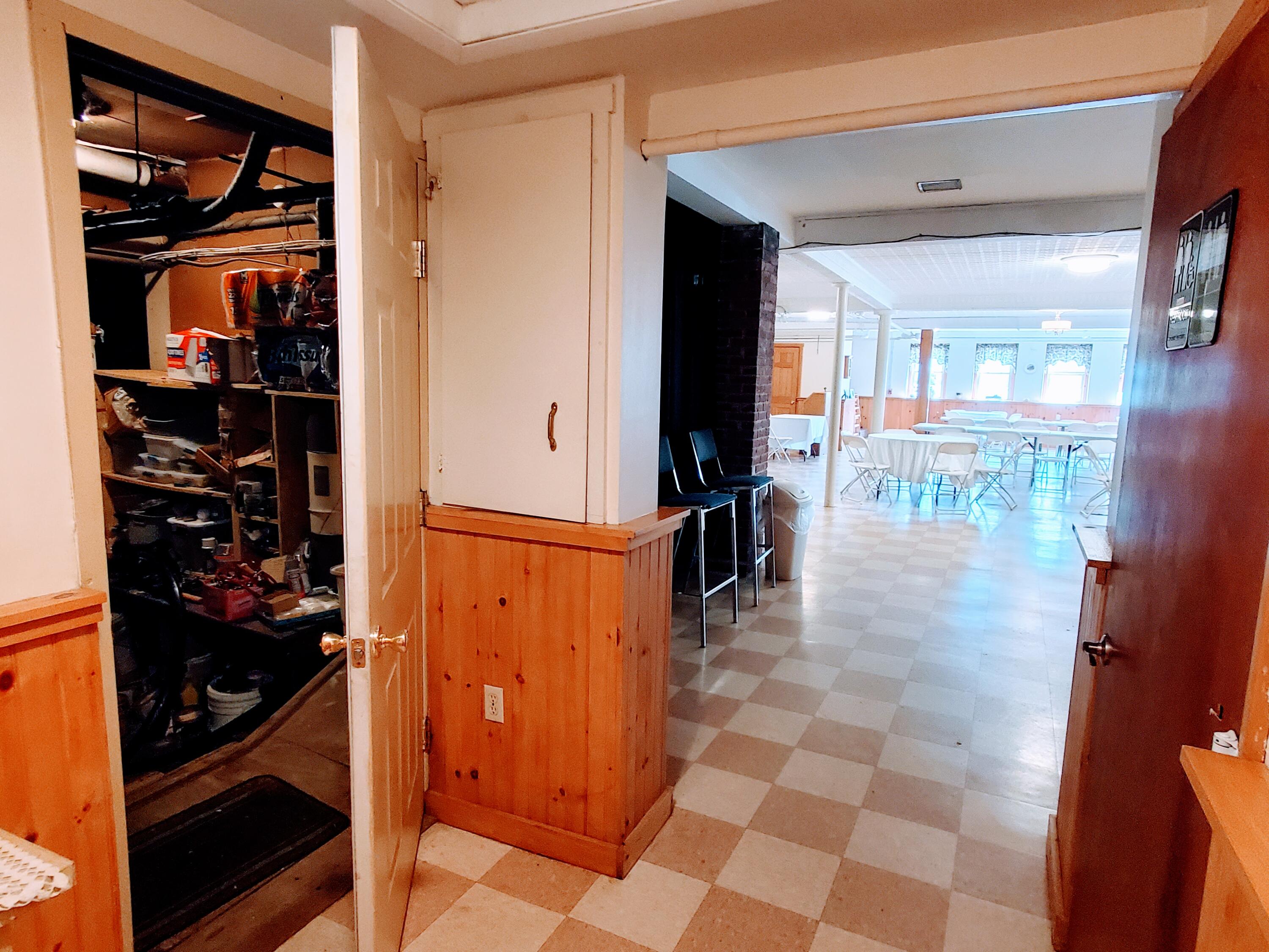 98 Main Street, Madison, ME, 04950