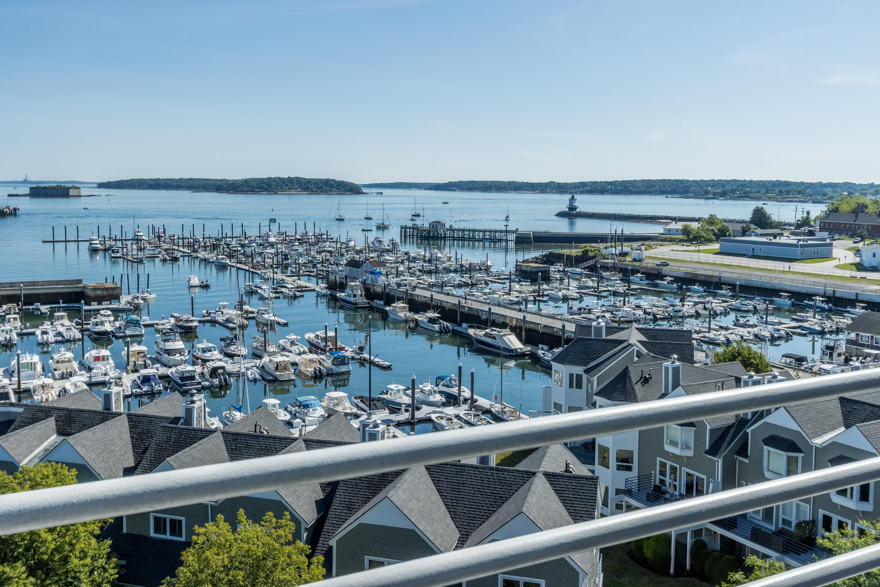 148 Breakwater Drive, #807, South Portland, ME 04106 20250630TR-71012