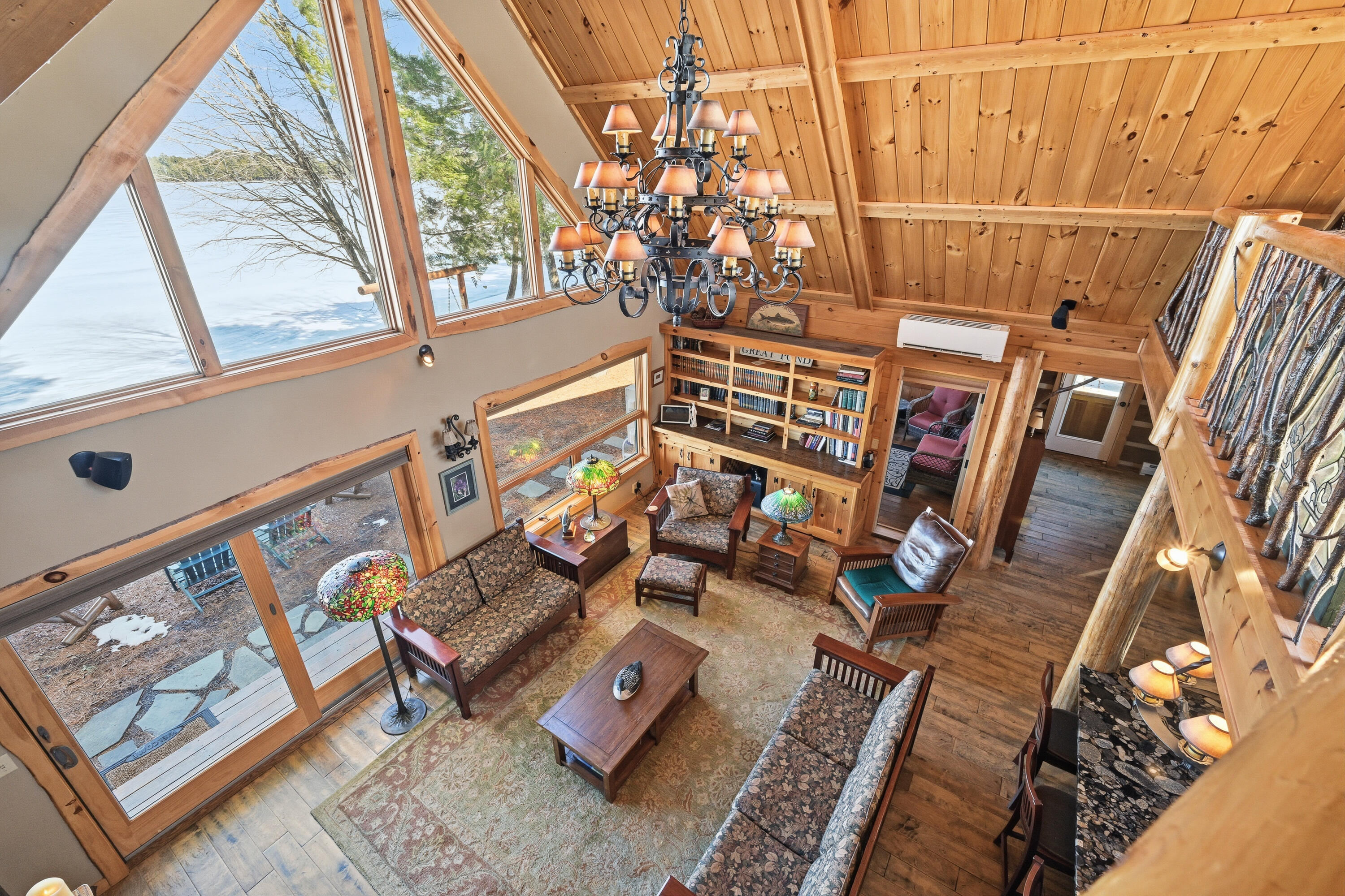 99 Abena Shores, Belgrade, ME, 04917