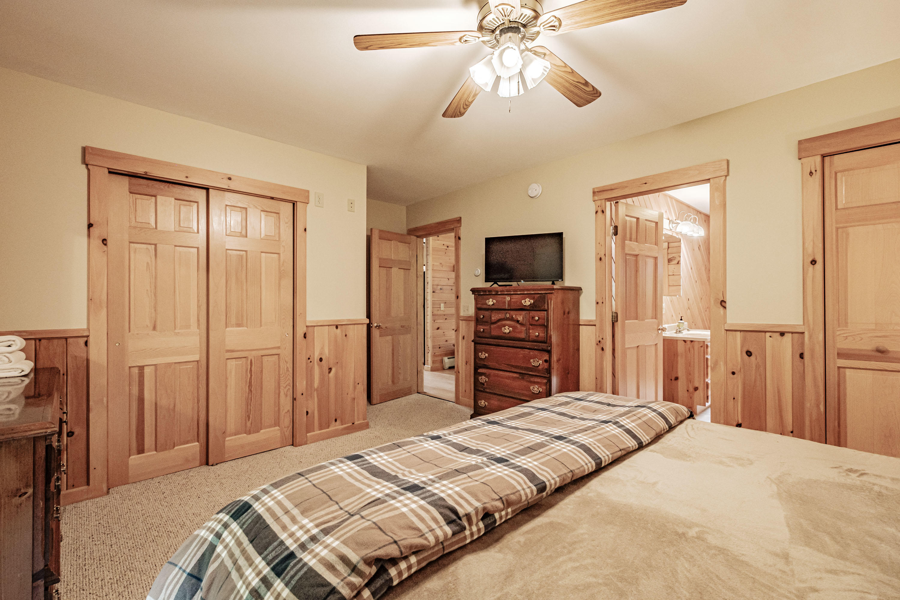 59 River Valley Road, Bethel, ME, 04217