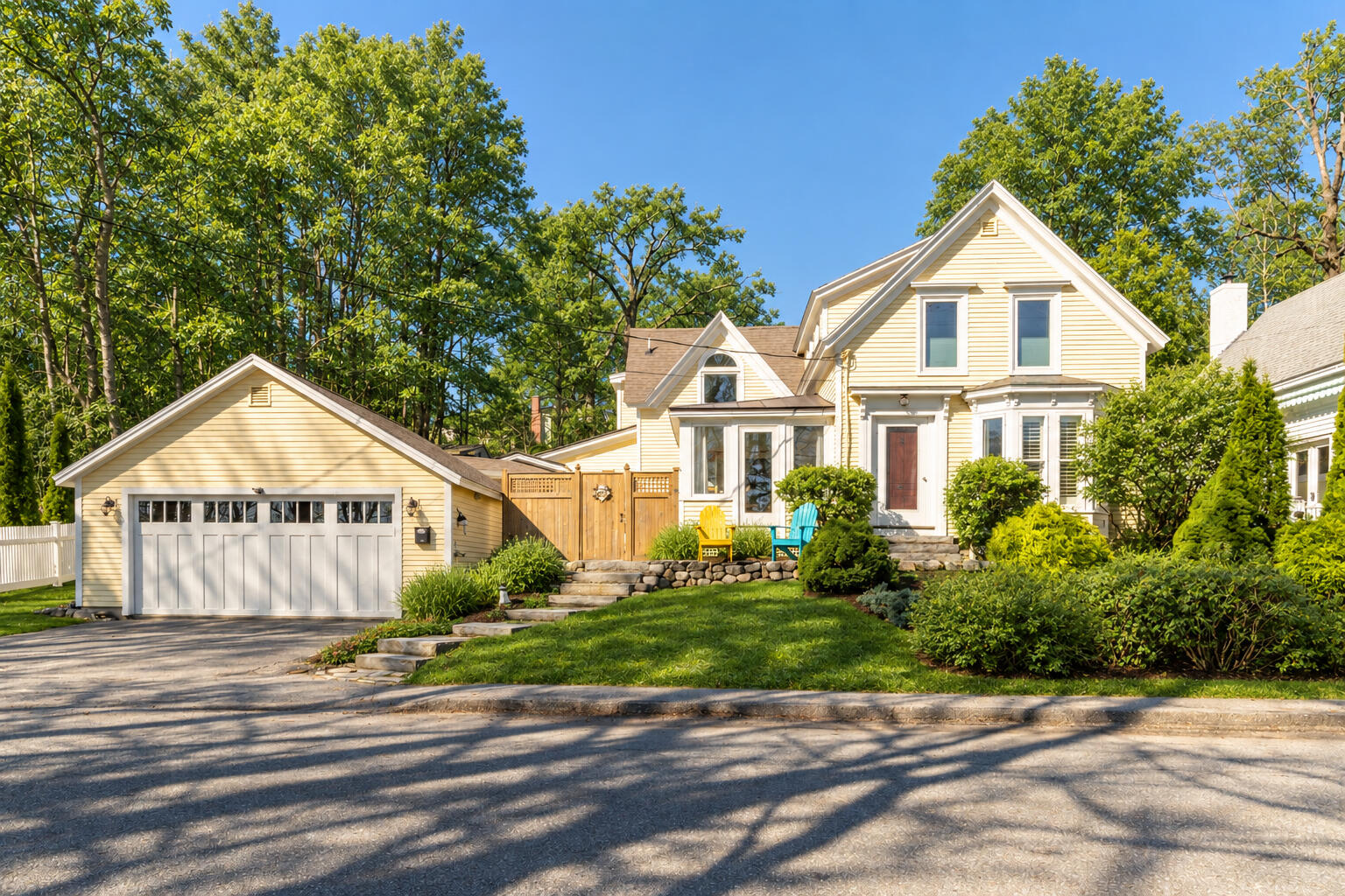 Photo of 107 Bay View Street Camden ME 04843