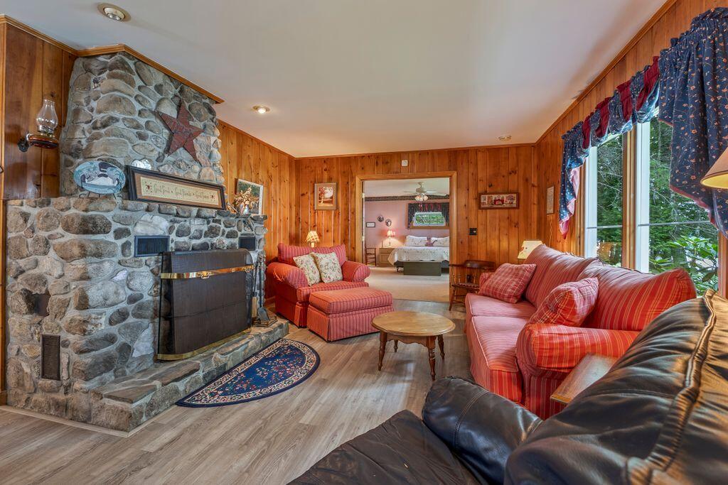 21 Wood Duck Way, Norway, ME, 04268