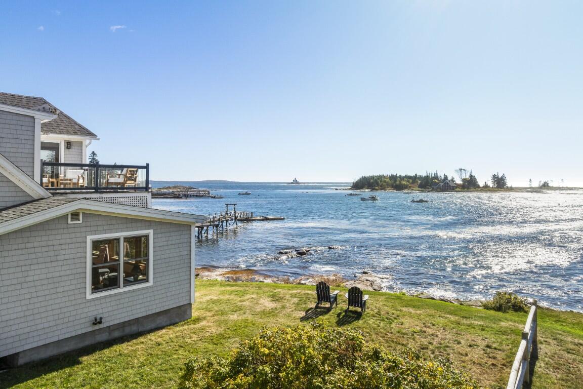 22 Gray Road, Southport, ME, 04576