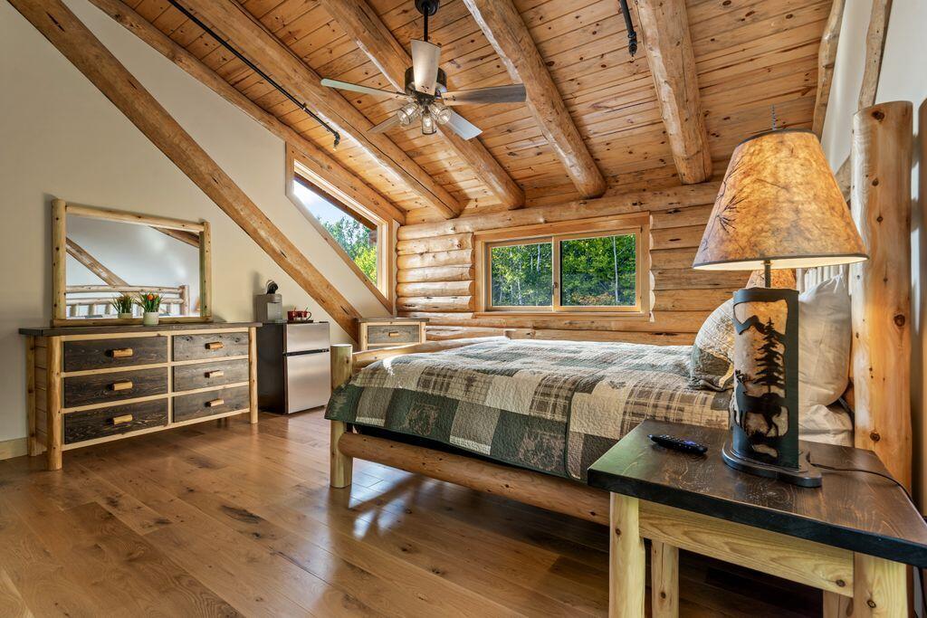 366 Glades View Avenue, Newry, ME, 04261