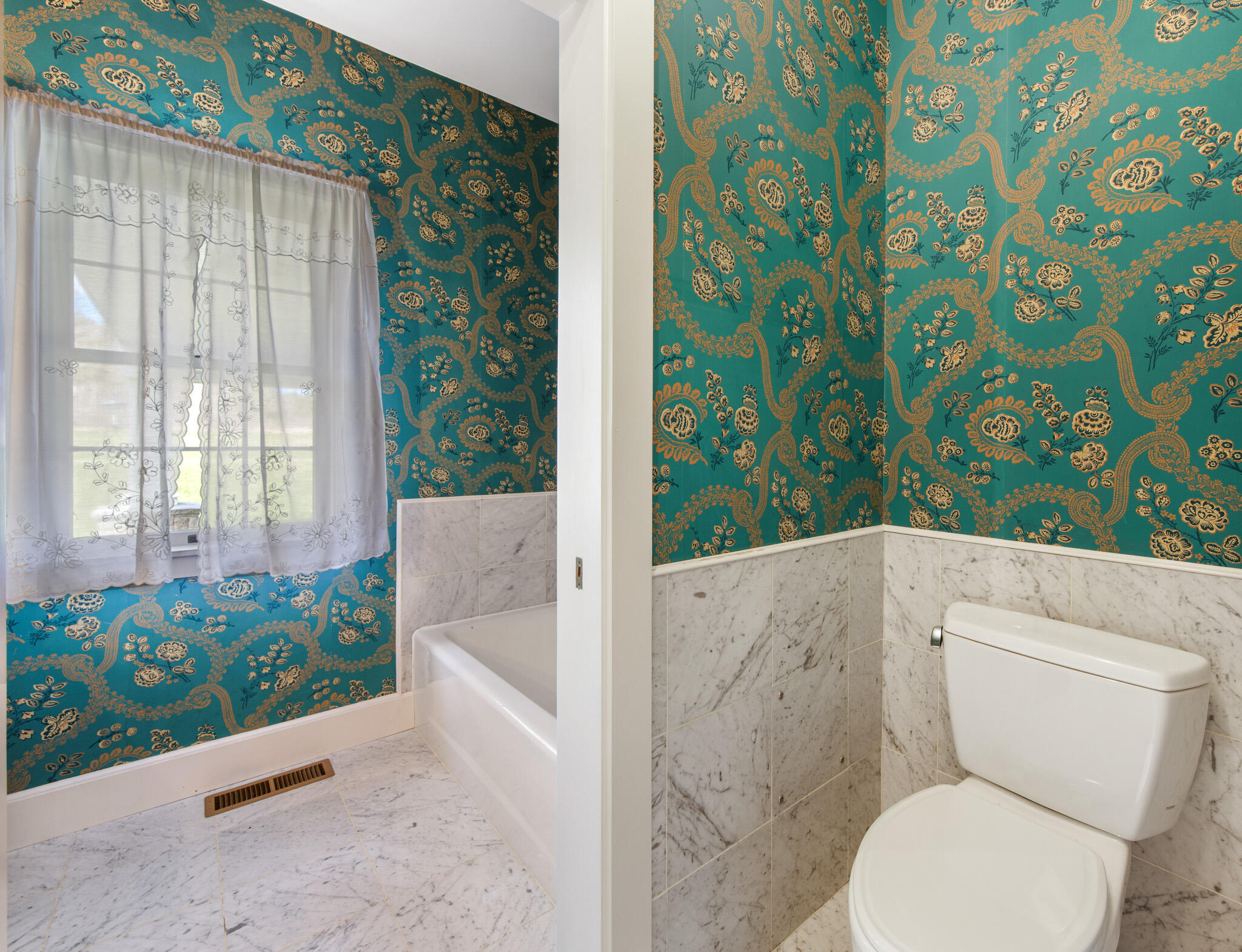 684 Falls Bridge Road, Blue Hill, ME, 04614