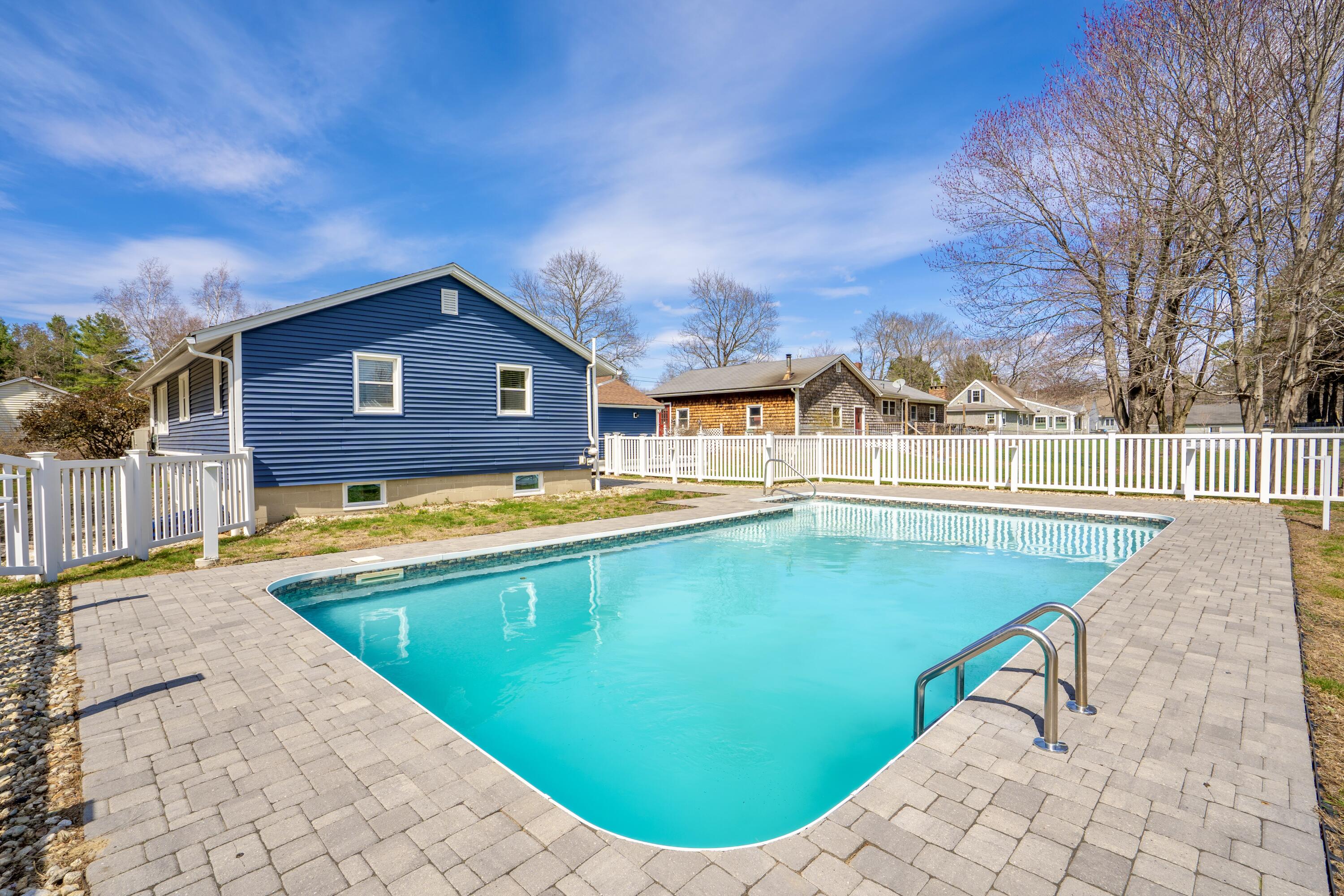 7 Sunset View Street, Gray, ME, 04039