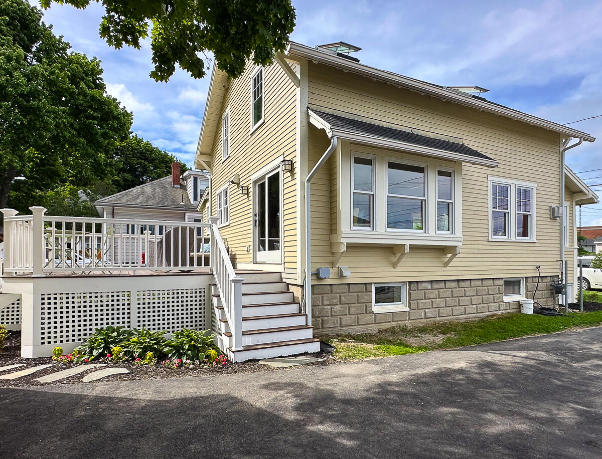 12 Walnut Street, South Portland, ME 04106 12 walnut-10