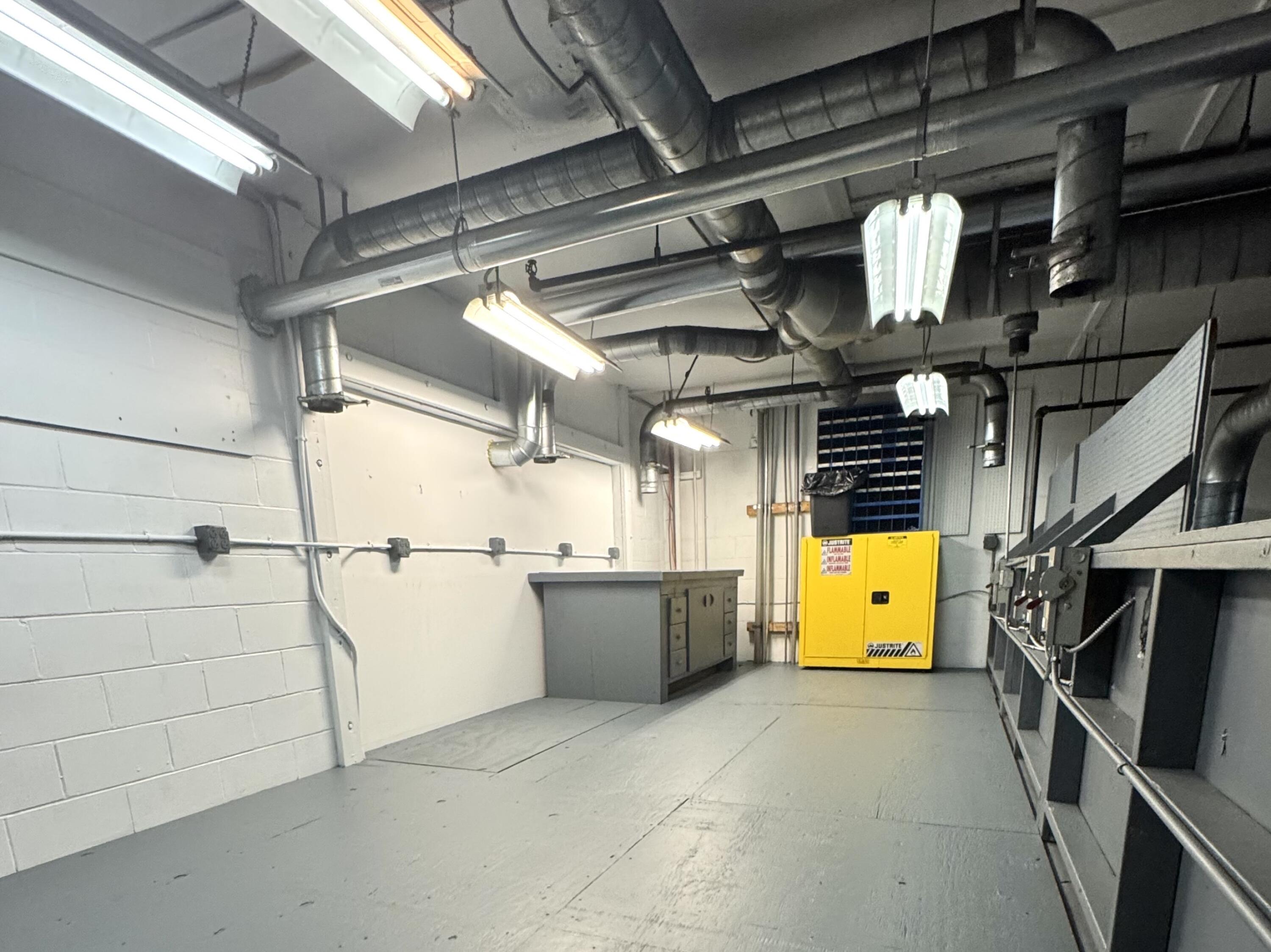 7 Enterprise Street, Lewiston, ME, 04240