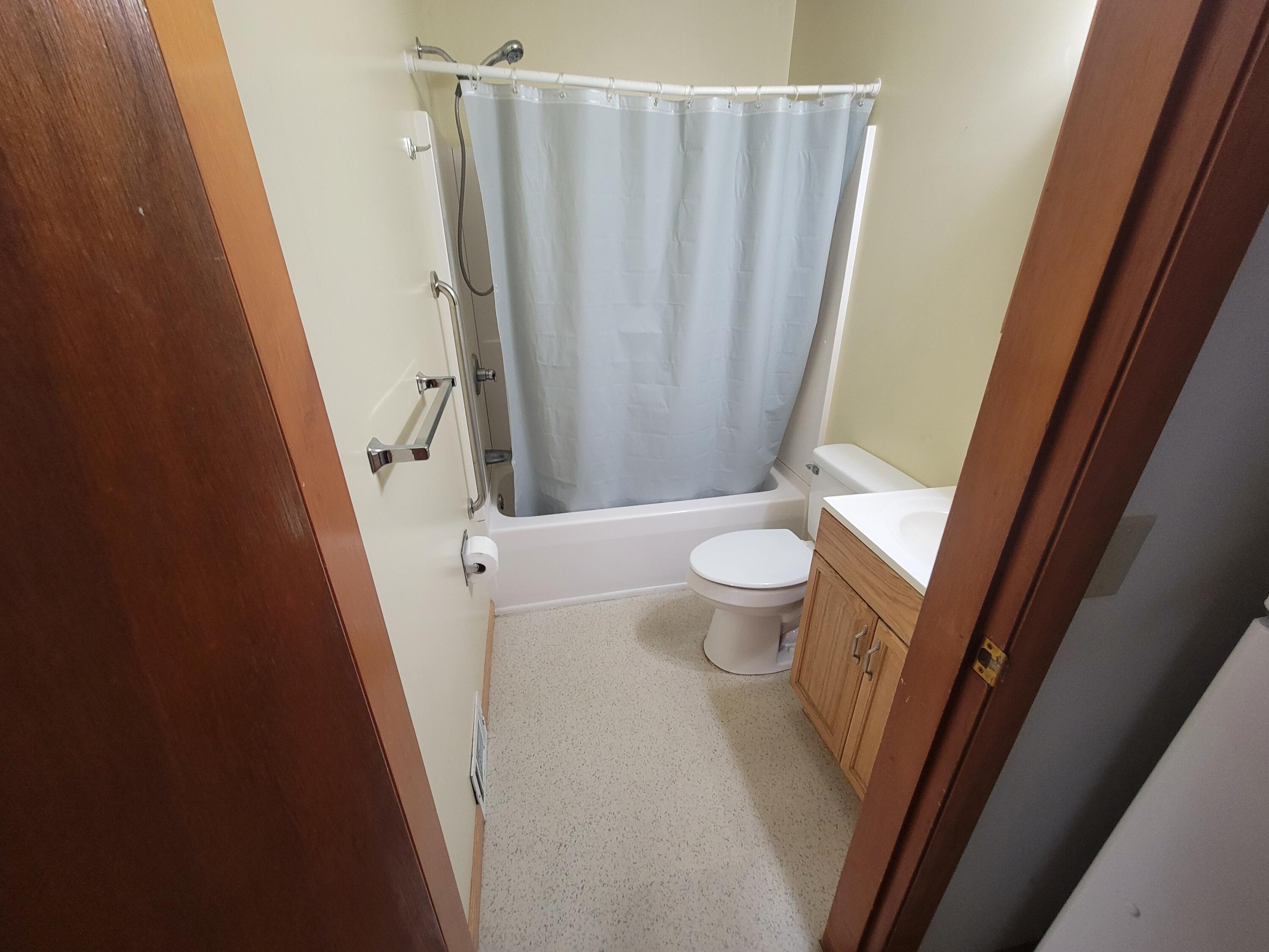 185 Elm Street, Brewer, ME, 04412