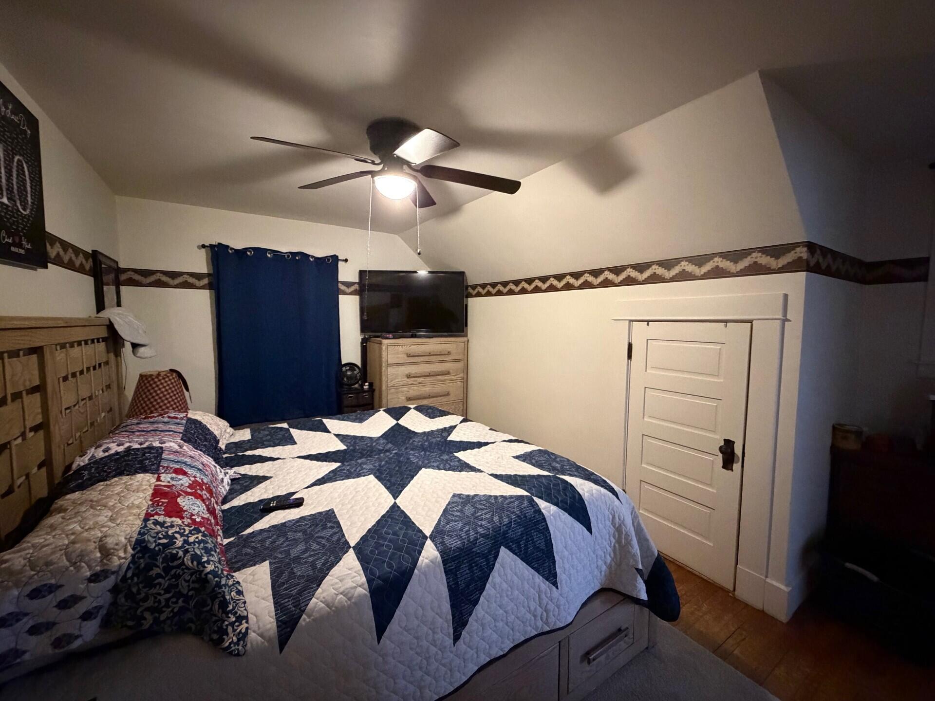 21 Bowdoin Street, Houlton, ME, 04730