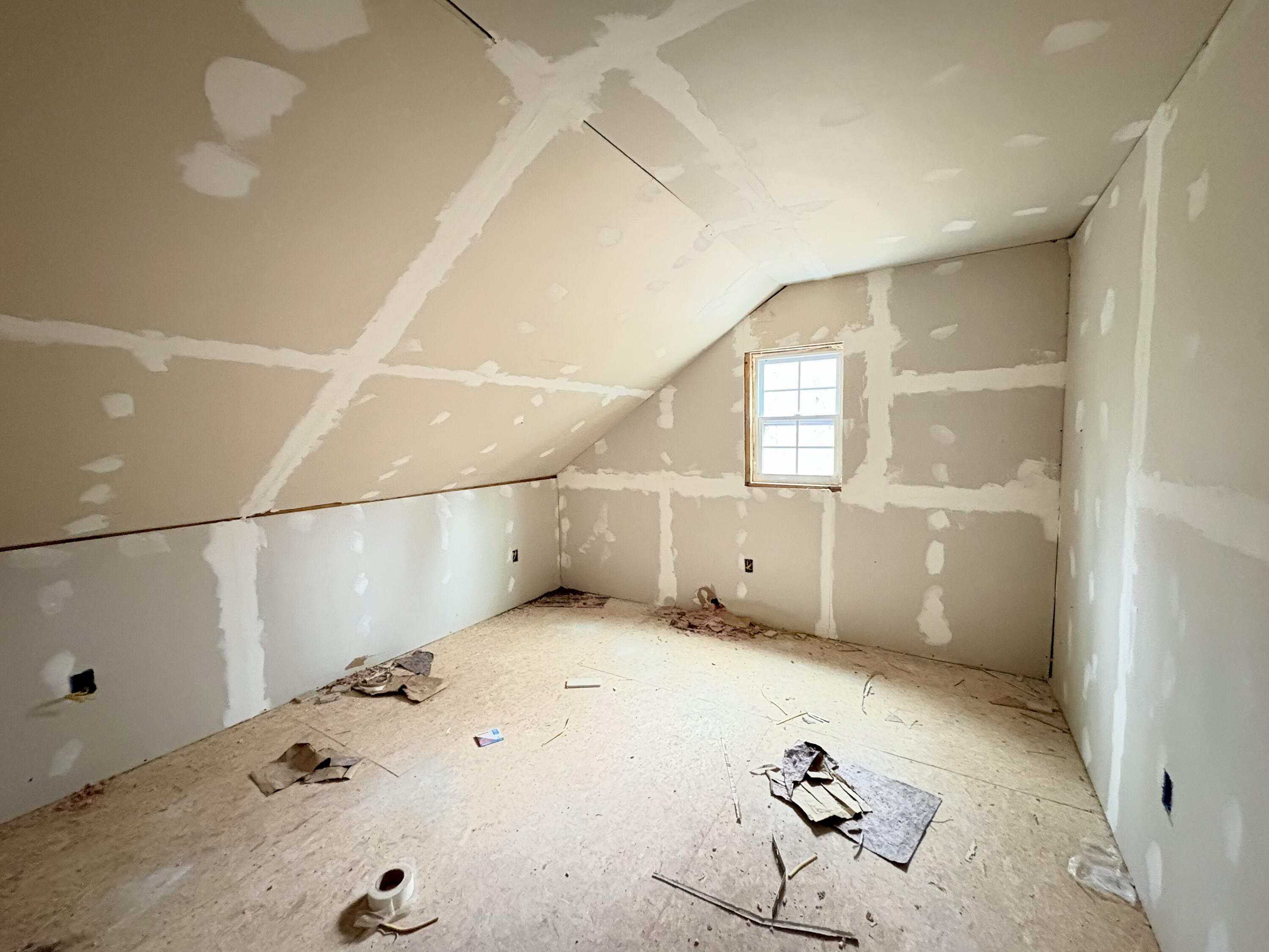 Off Andrews Road, Drew Plt, ME, 04497