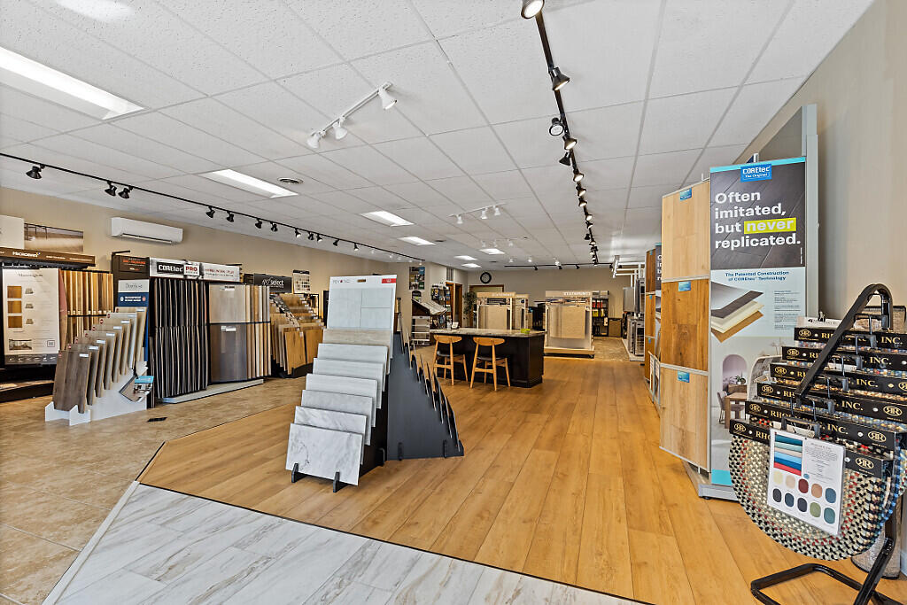 413 Wilton Road, Farmington, ME, 04938