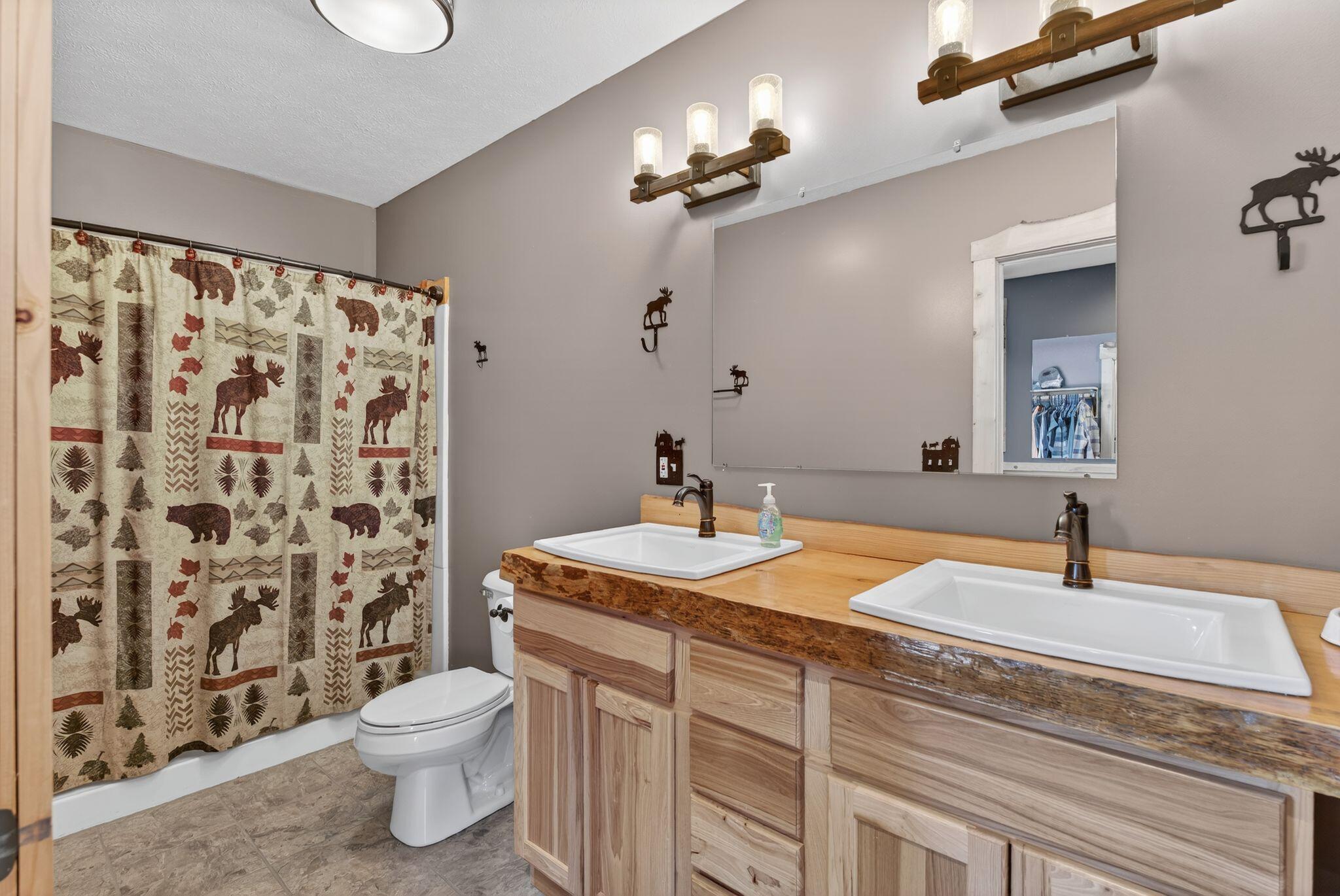 1024 Cape Road, Limington, ME, 04049